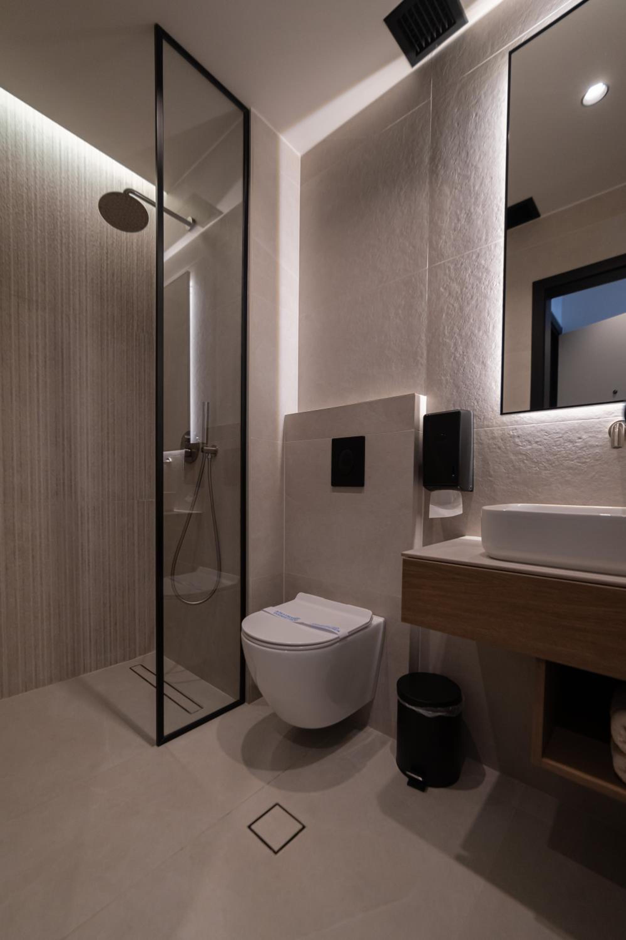 Superior Double Room - Photo 12