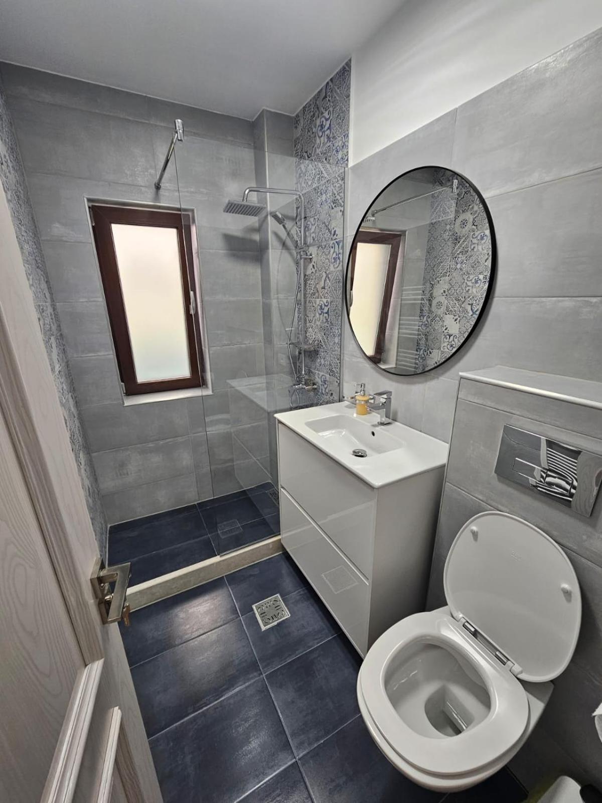 Deluxe Double Room with Balcony photo 2
