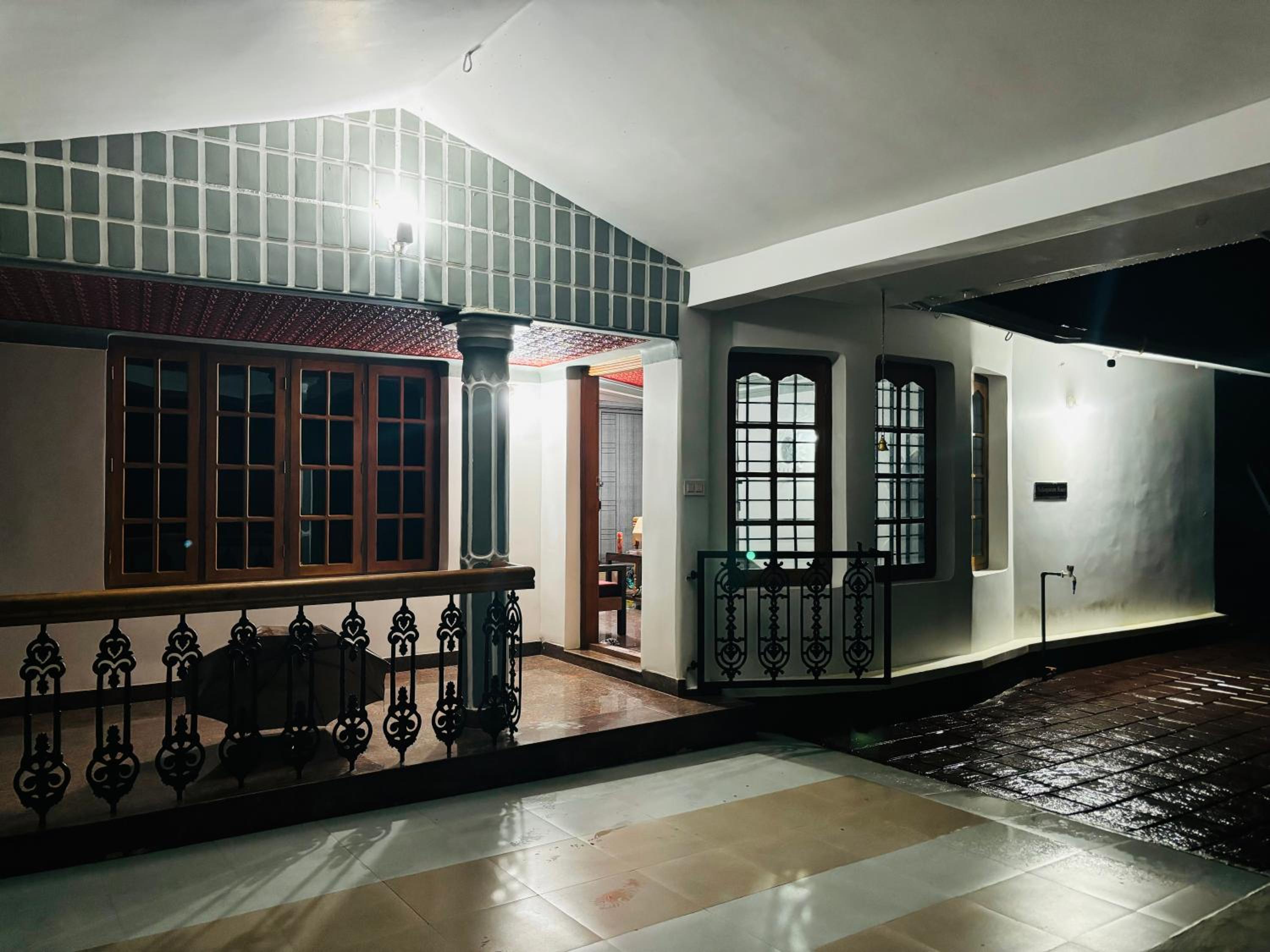 Three-Bedroom House photo 2