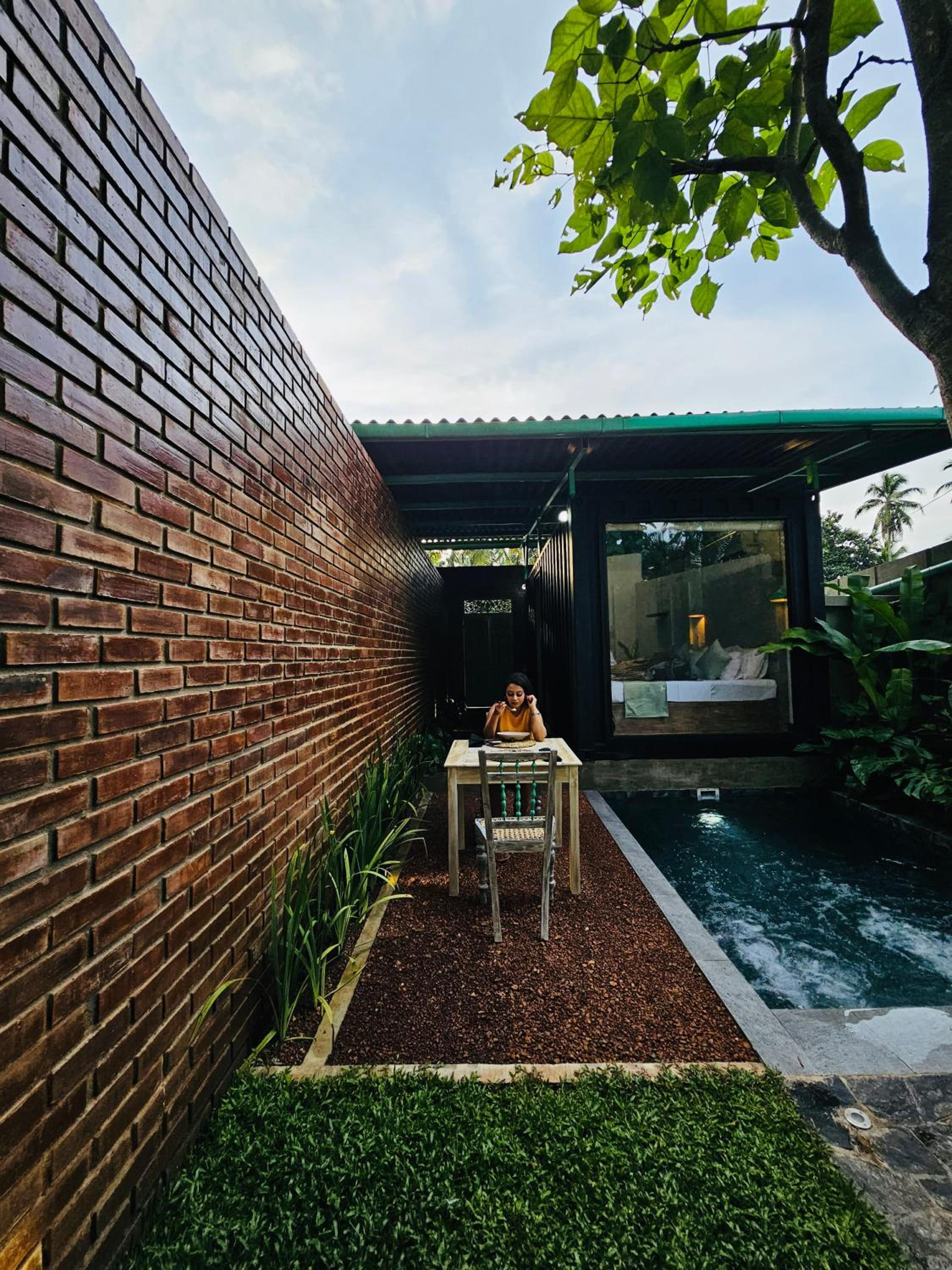 Double Room with Pool View photo 2