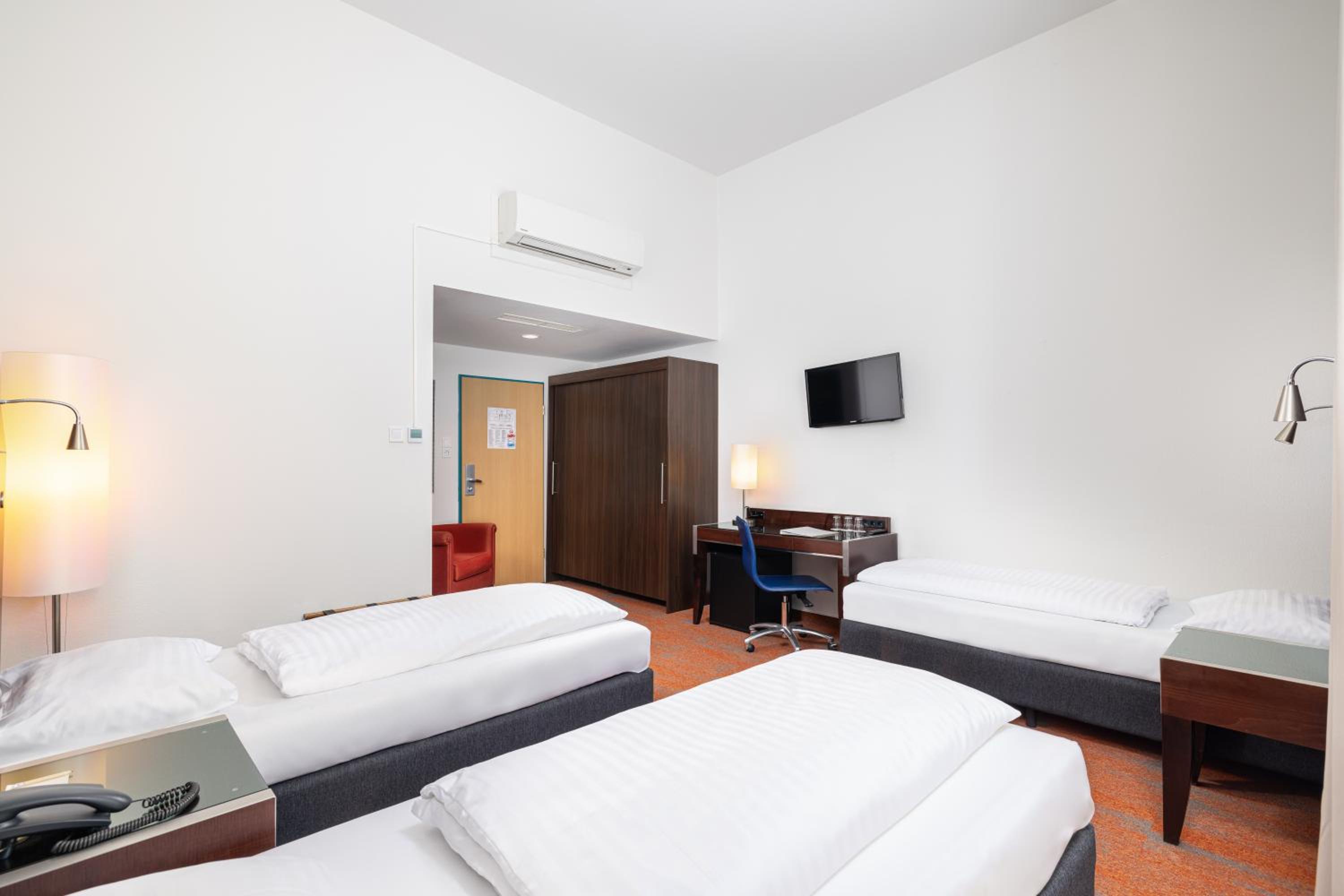Triple Room - Photo 3