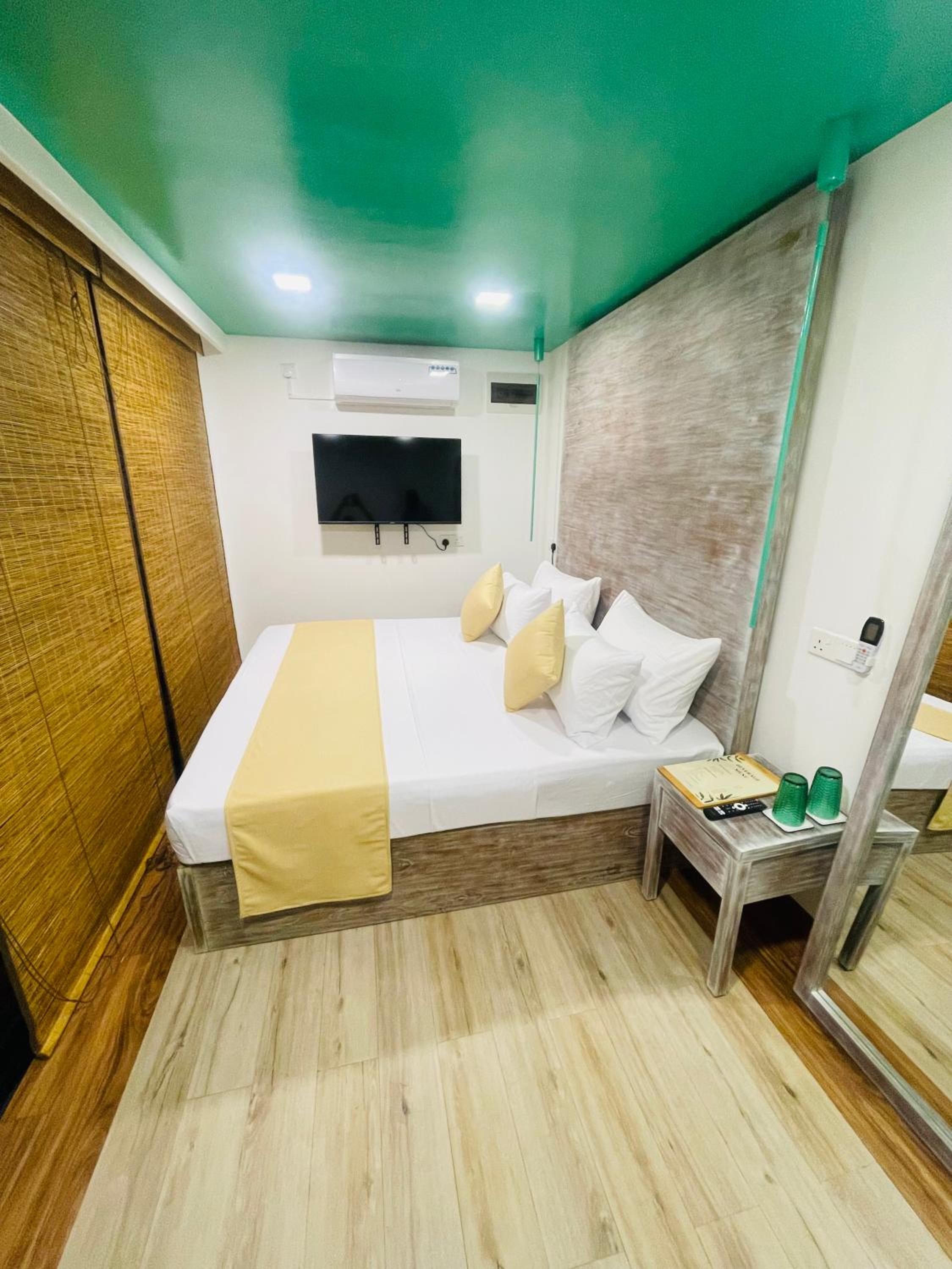 Double Room with Terrace photo 2