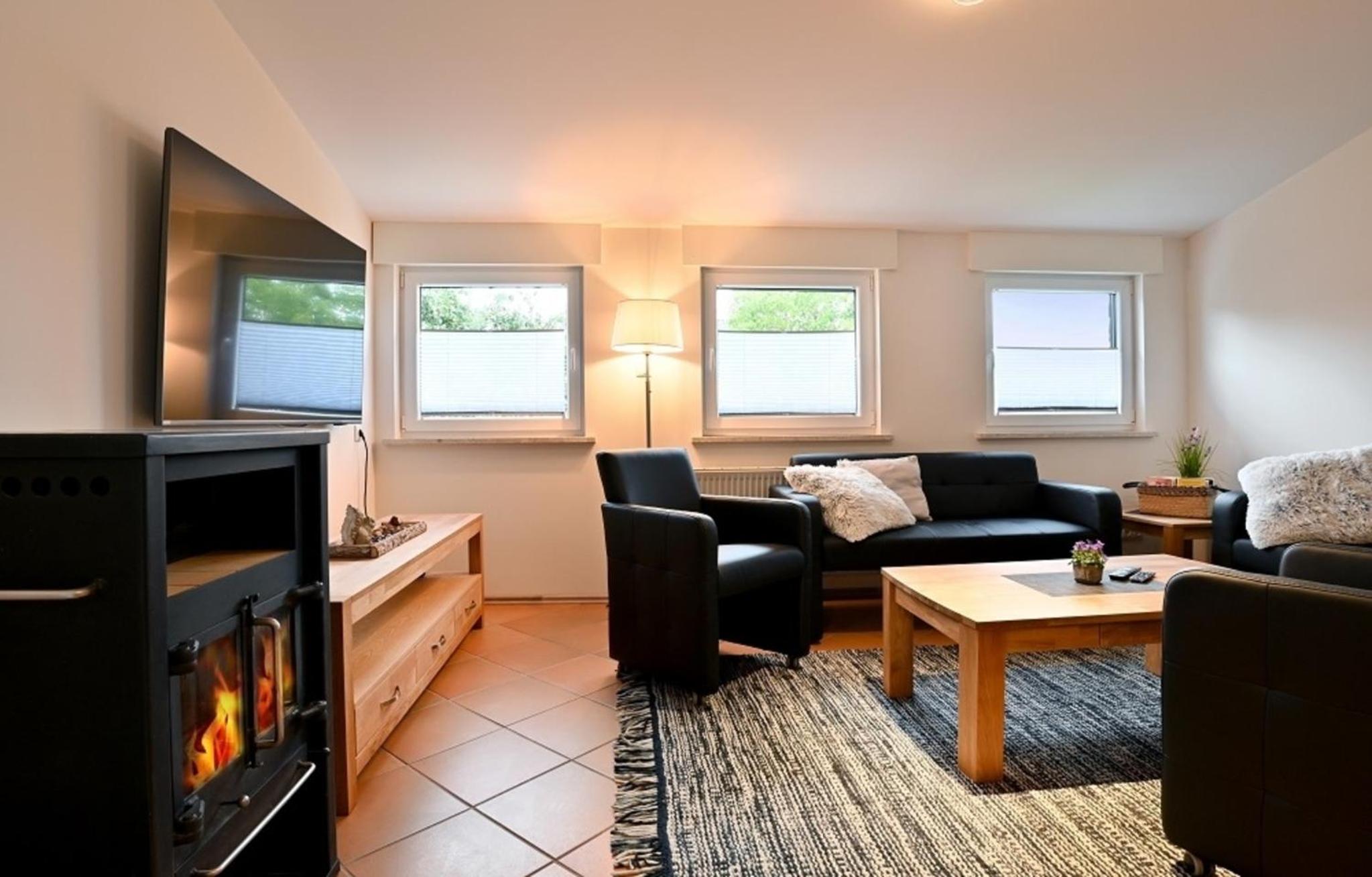 Apartment photo 1