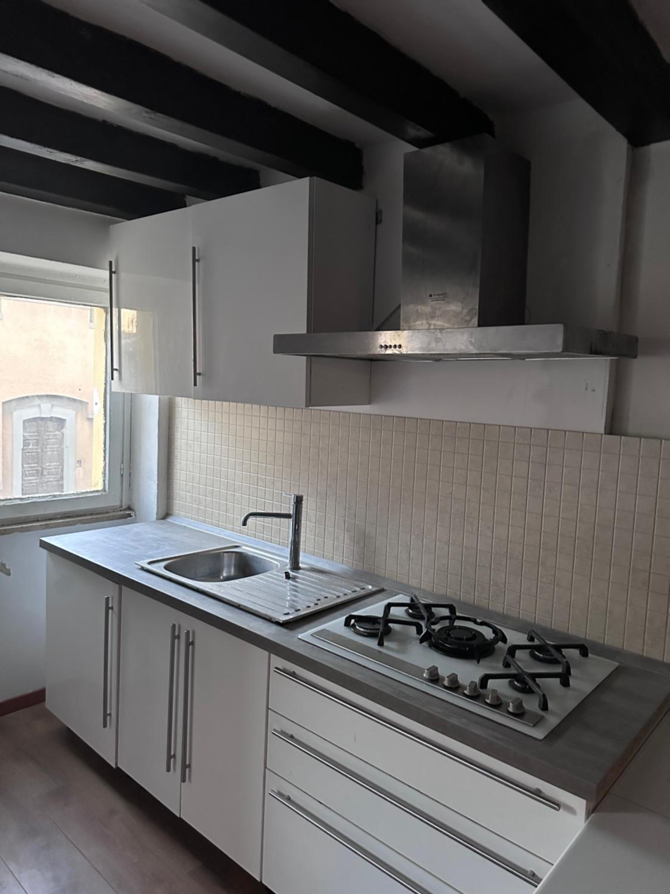 Studio Apartment photo 3