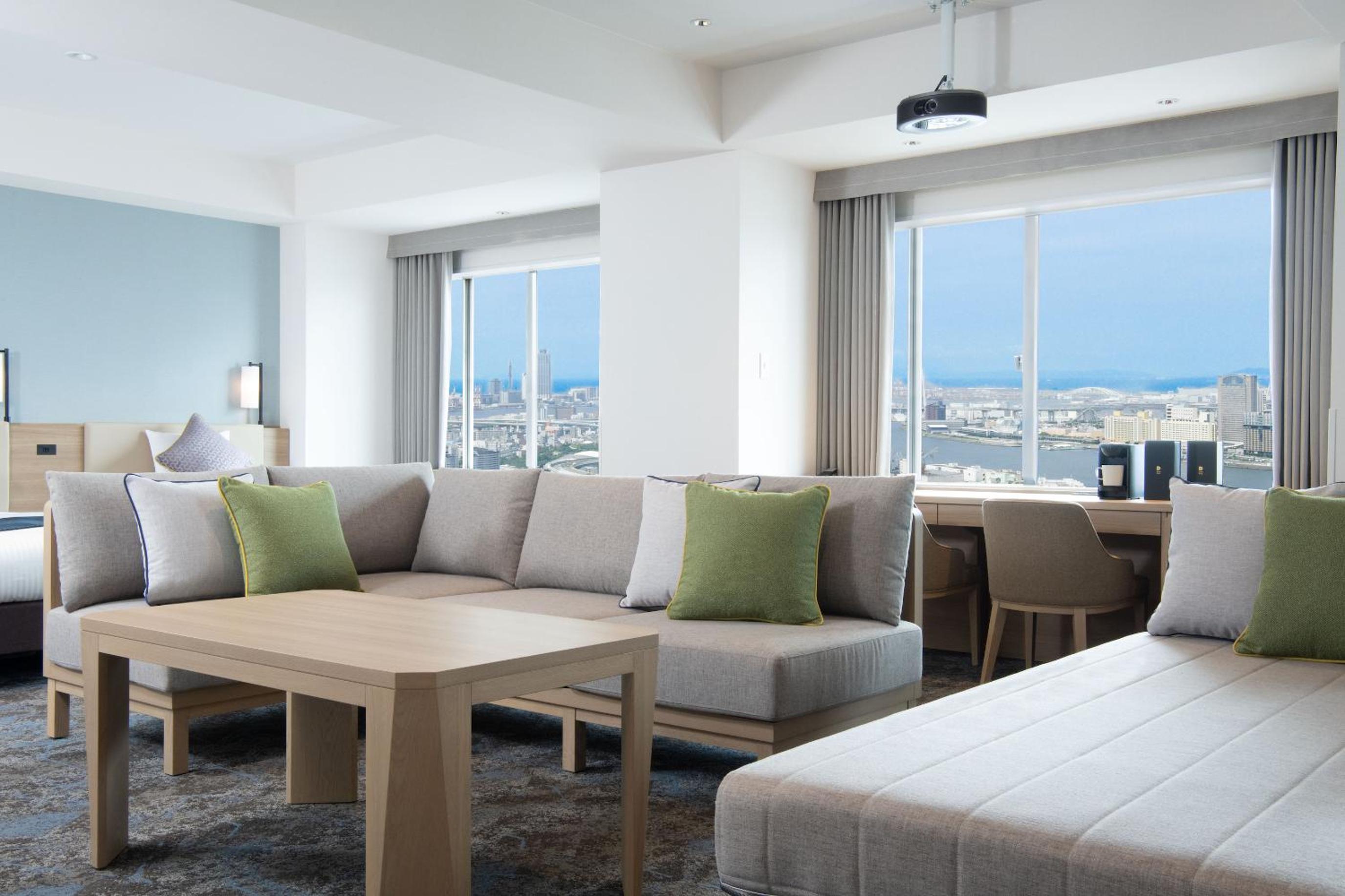 Executive Room in 6-Bed with Bay View photo 1