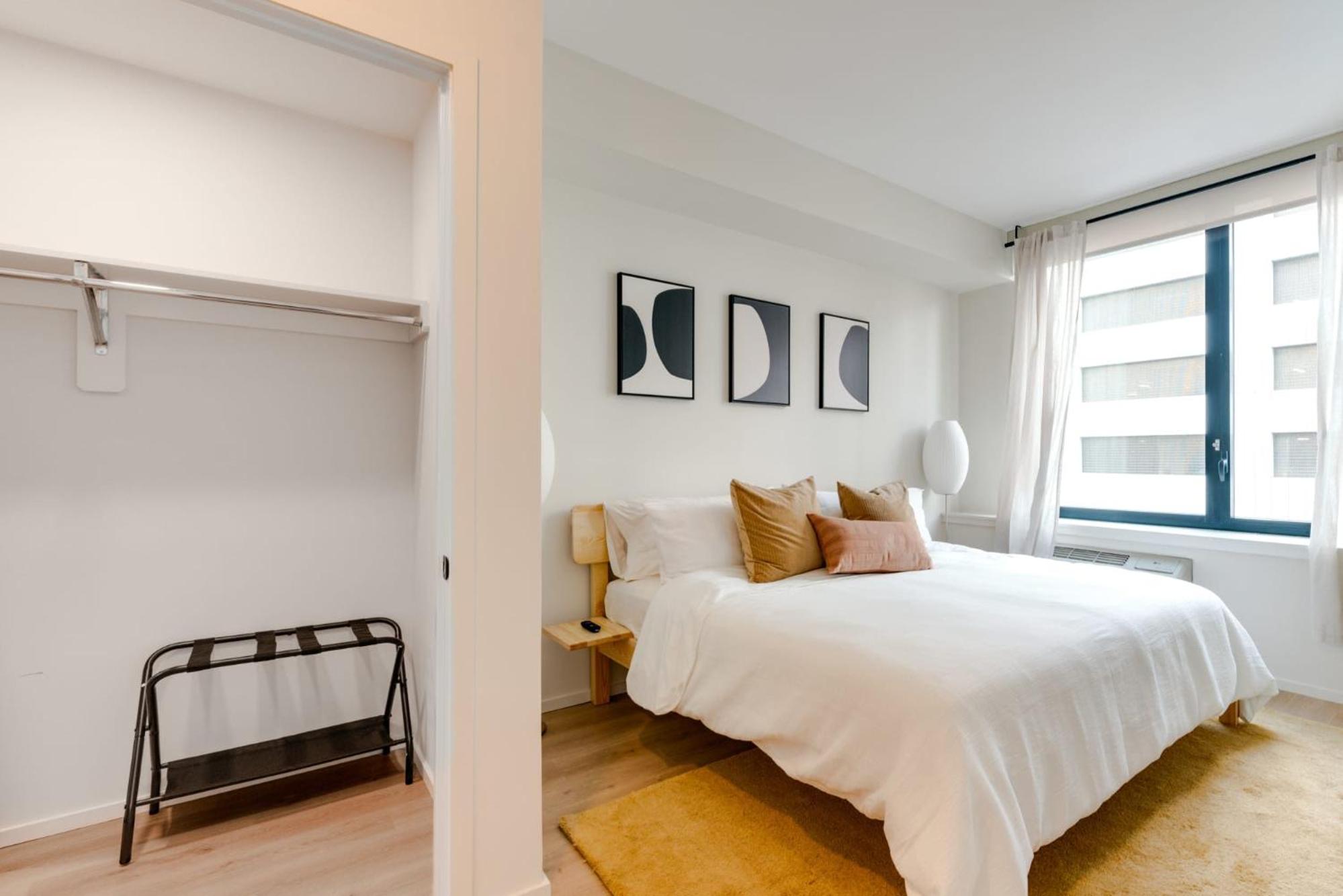 Apartment photo 2