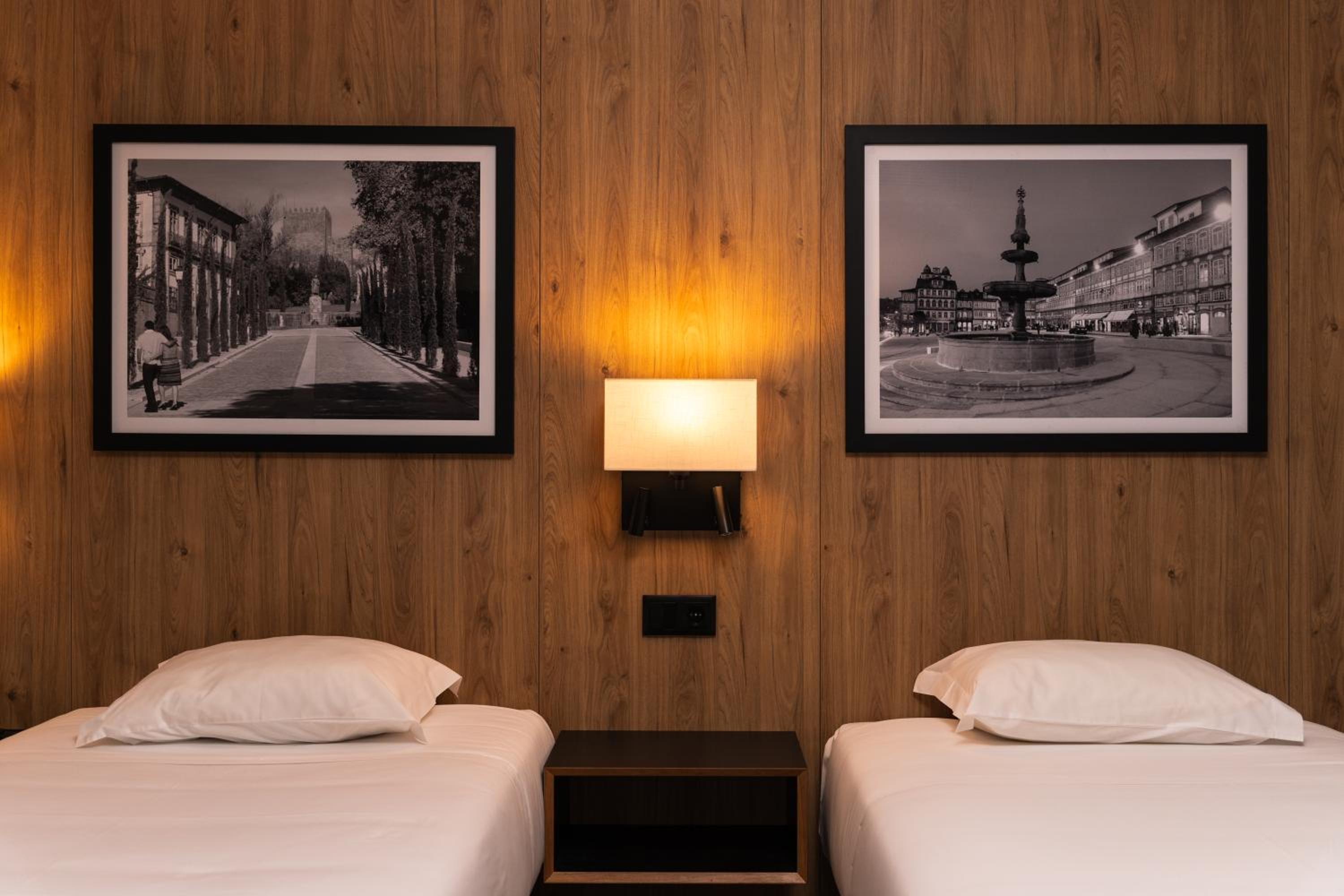 Twin Room - Photo 6