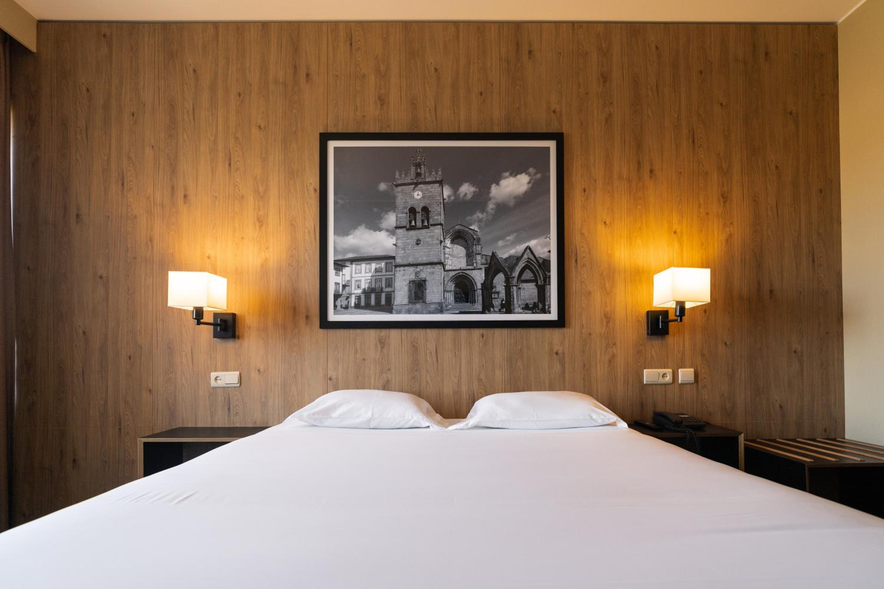 Double Room - Photo 3