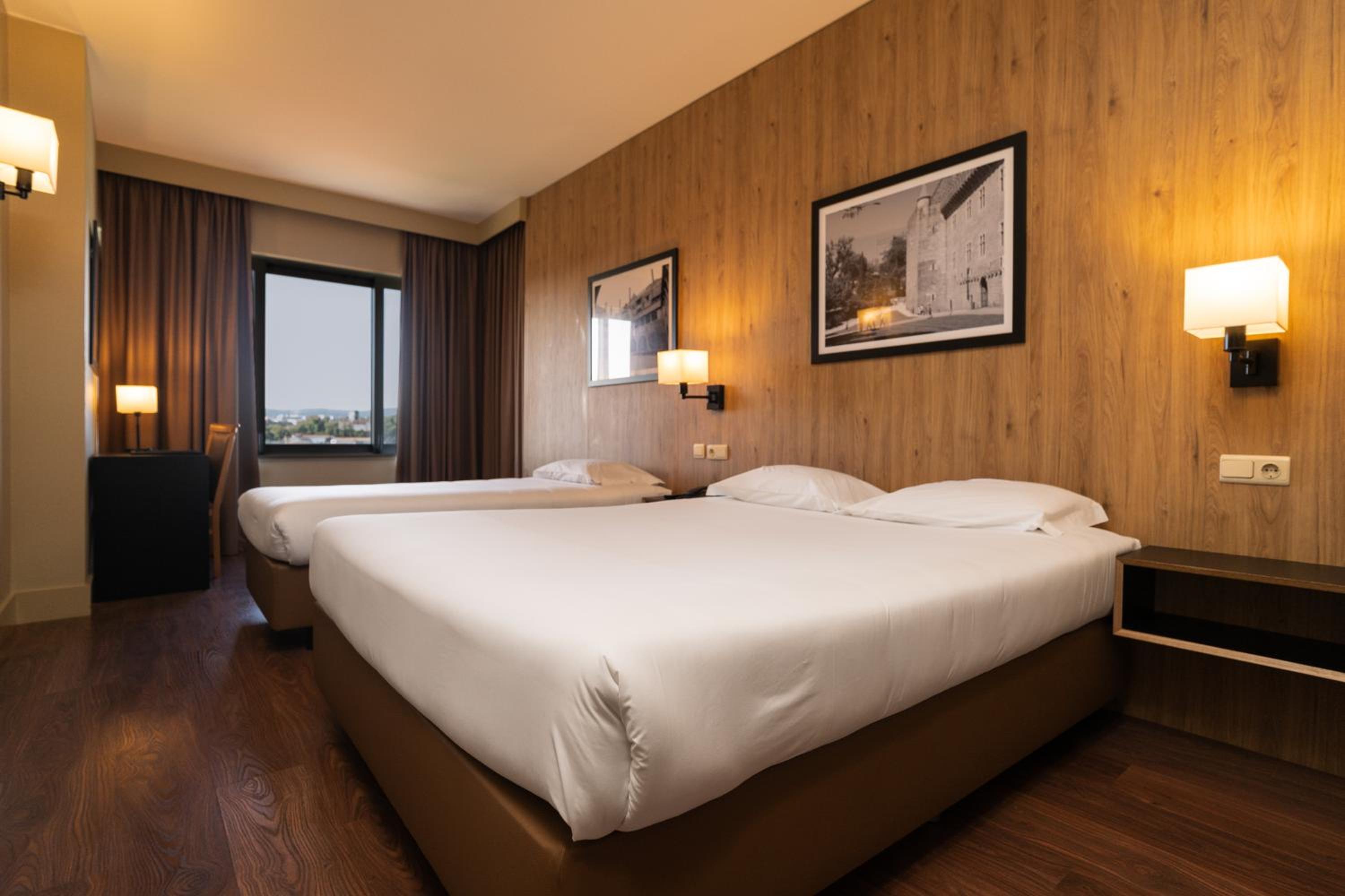 Triple Room - Photo 6