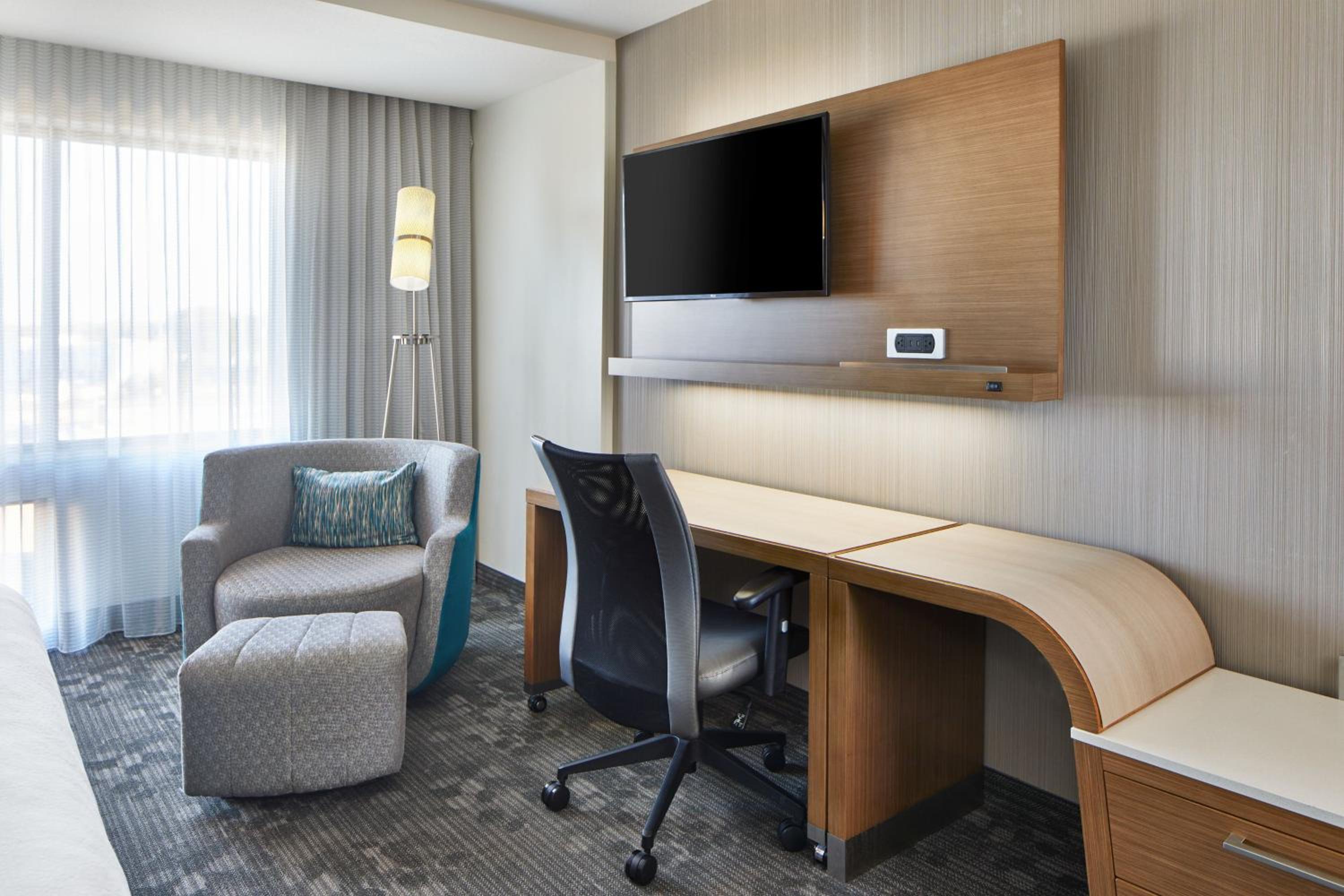 King Room - Hearing Accessible