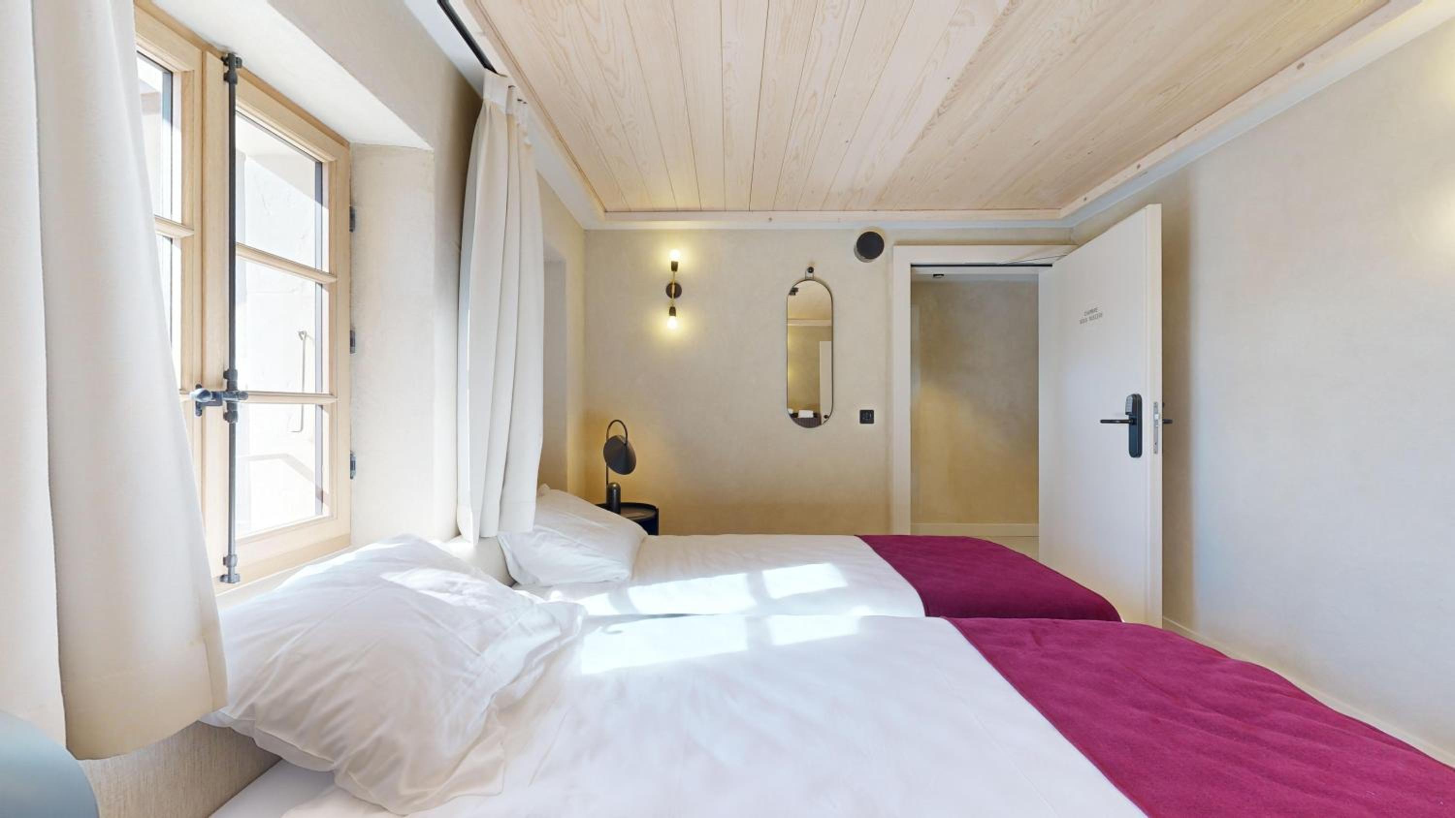Double Room with Private Bathroom photo 2
