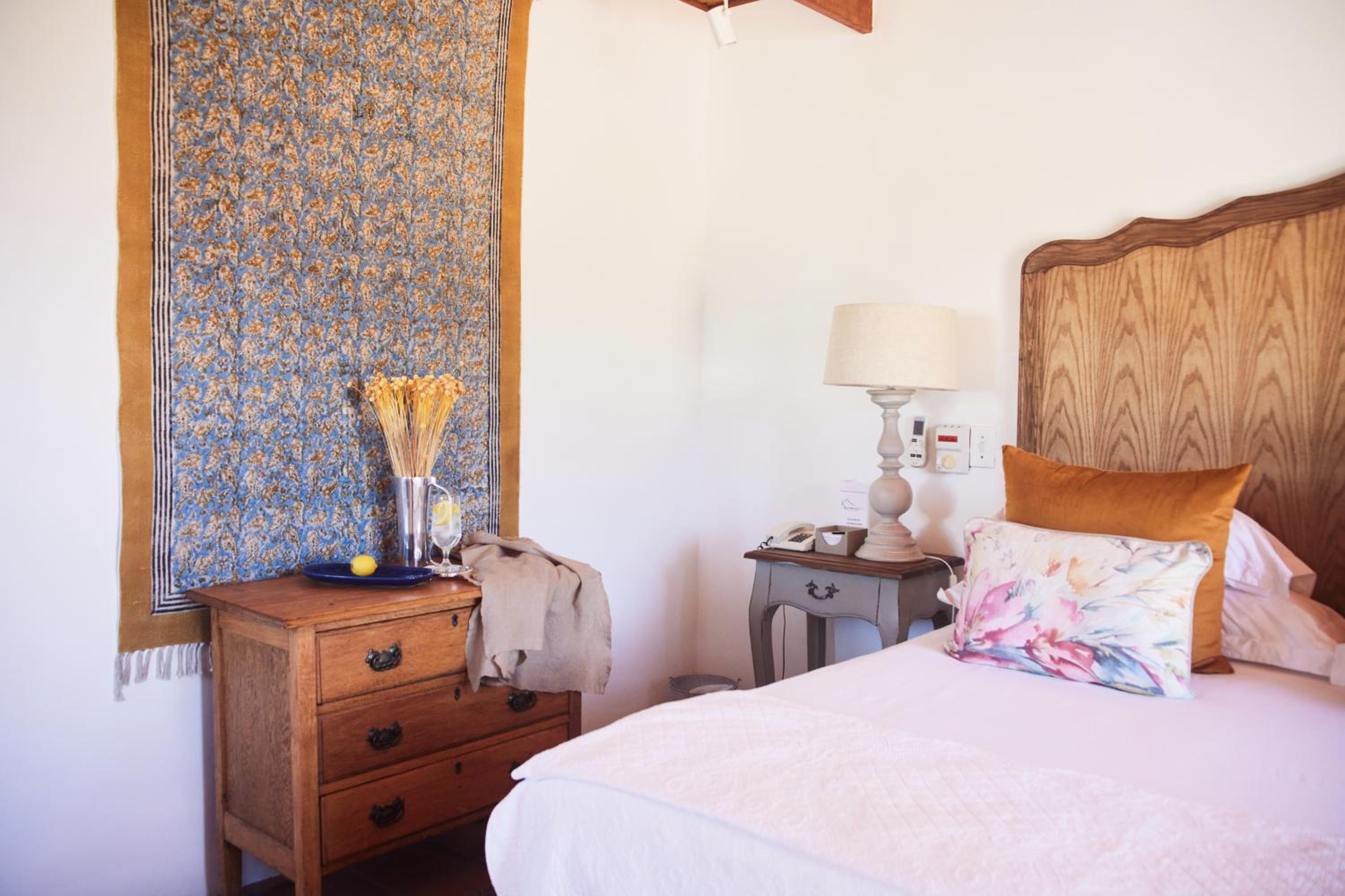 Superior Twin/King Room photo 1