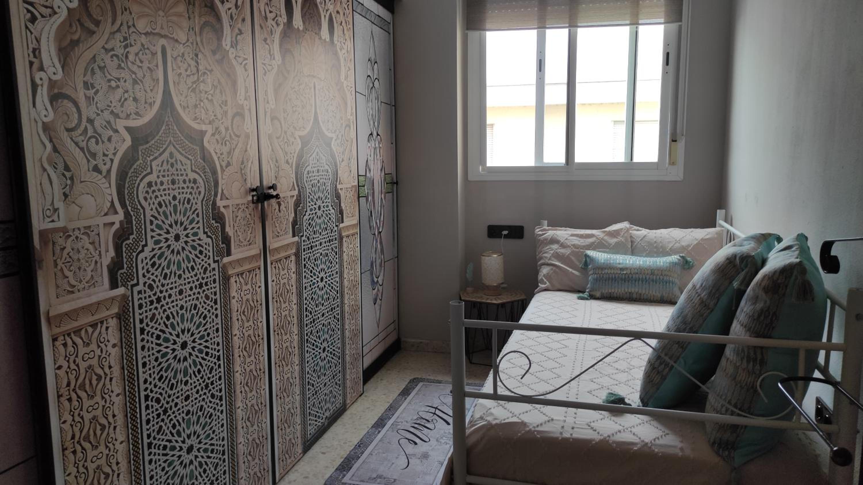 Single Room photo 2