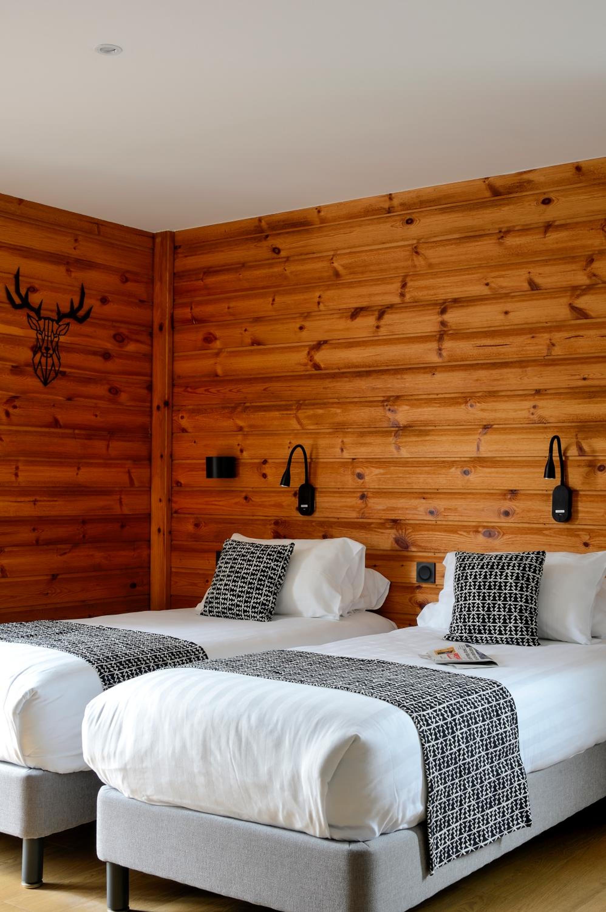 Superior Double or Twin Room - Photo 8