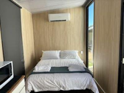 Mobile Home photo 1
