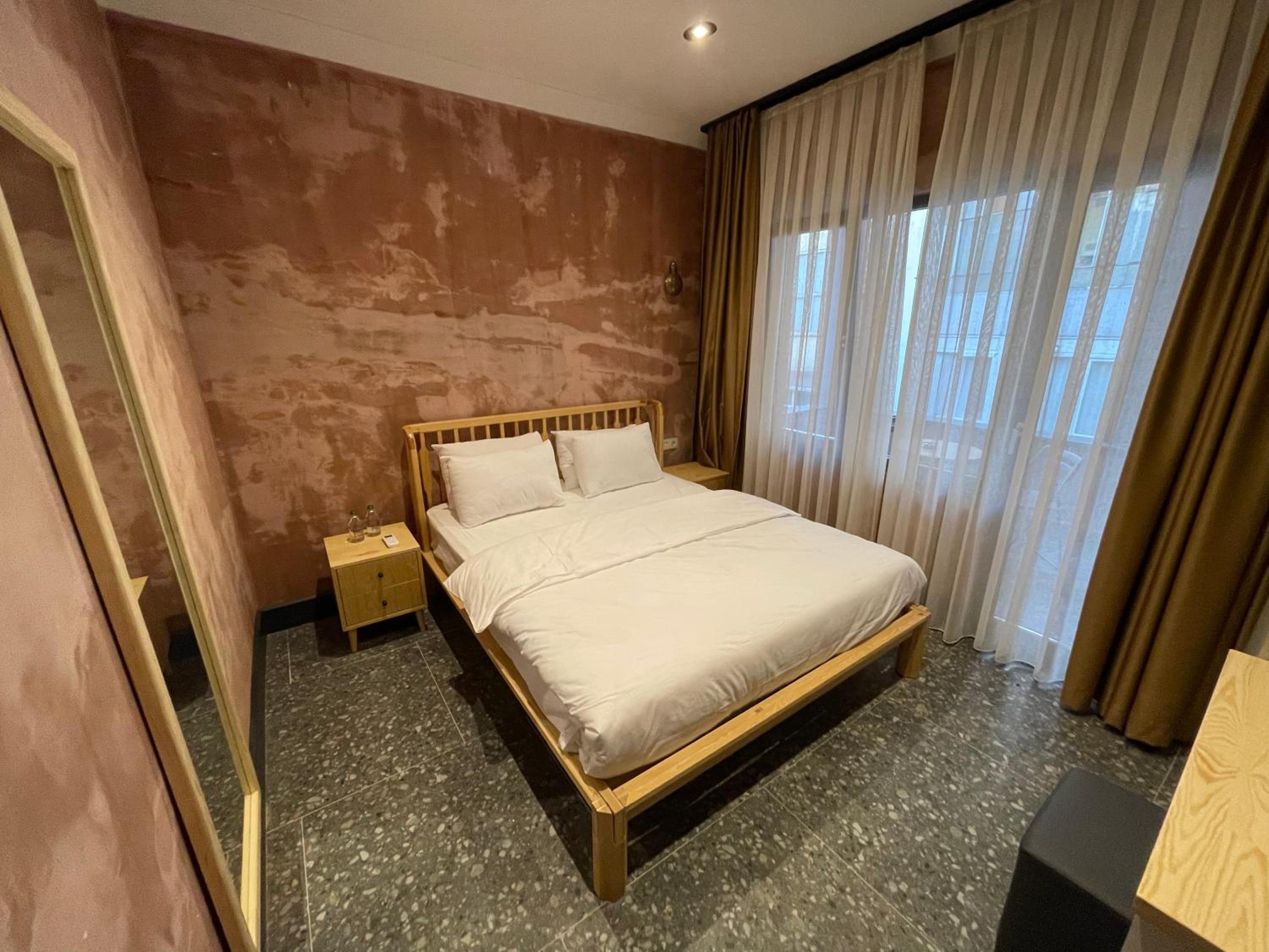 Double Room With Shared Bathroom photo 3