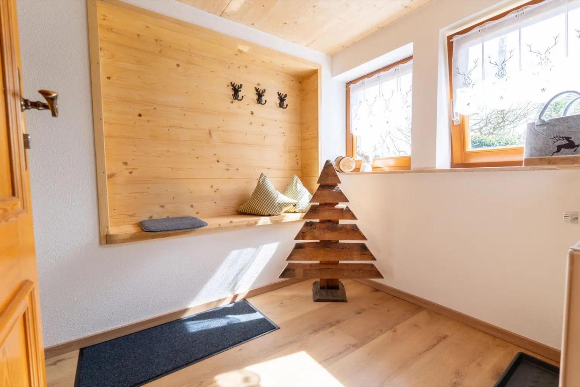 Two-Bedroom Deluxe Apartment with Garden View photo 1