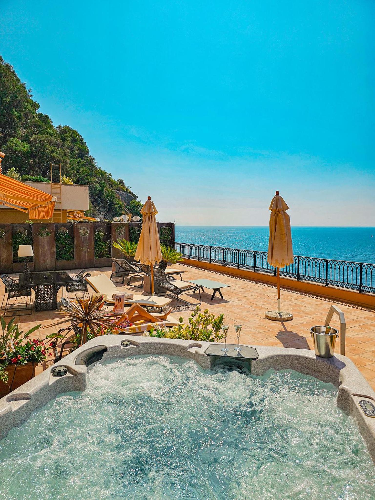 Suite Mediterranée with Sea View - Photo 18