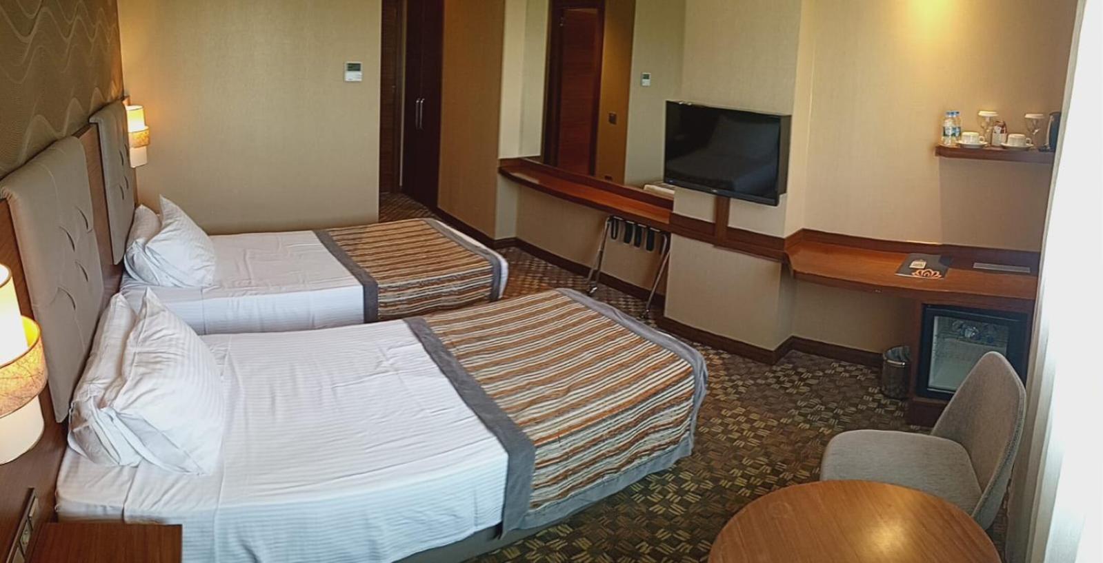 Standard Twin Room photo 2