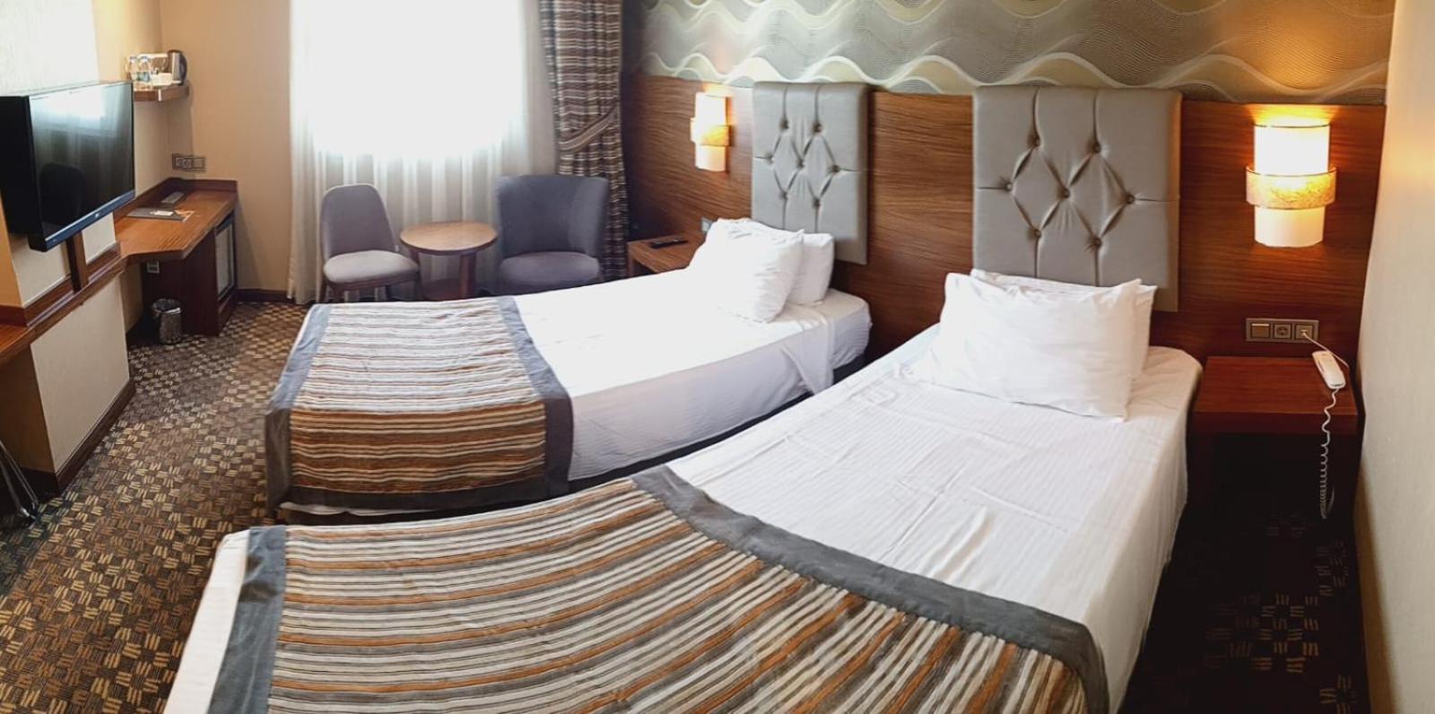 Standard Twin Room photo 3