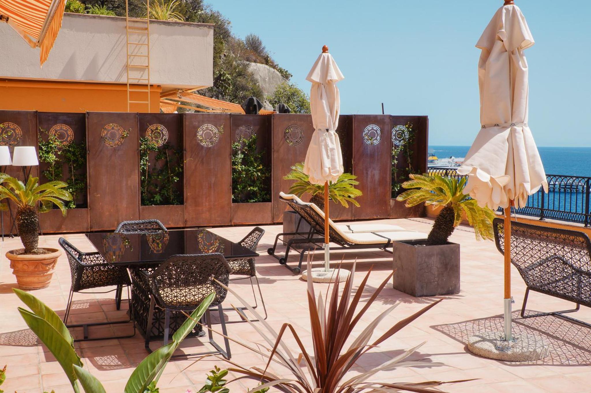 Suite Mediterranée with Sea View - Photo 8