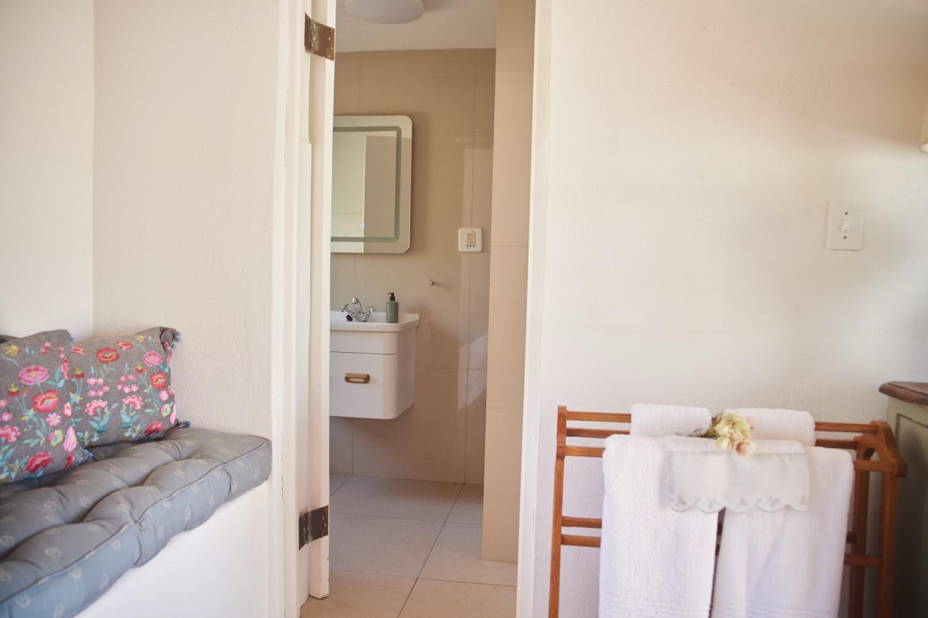 Superior King or Twin Room photo 3