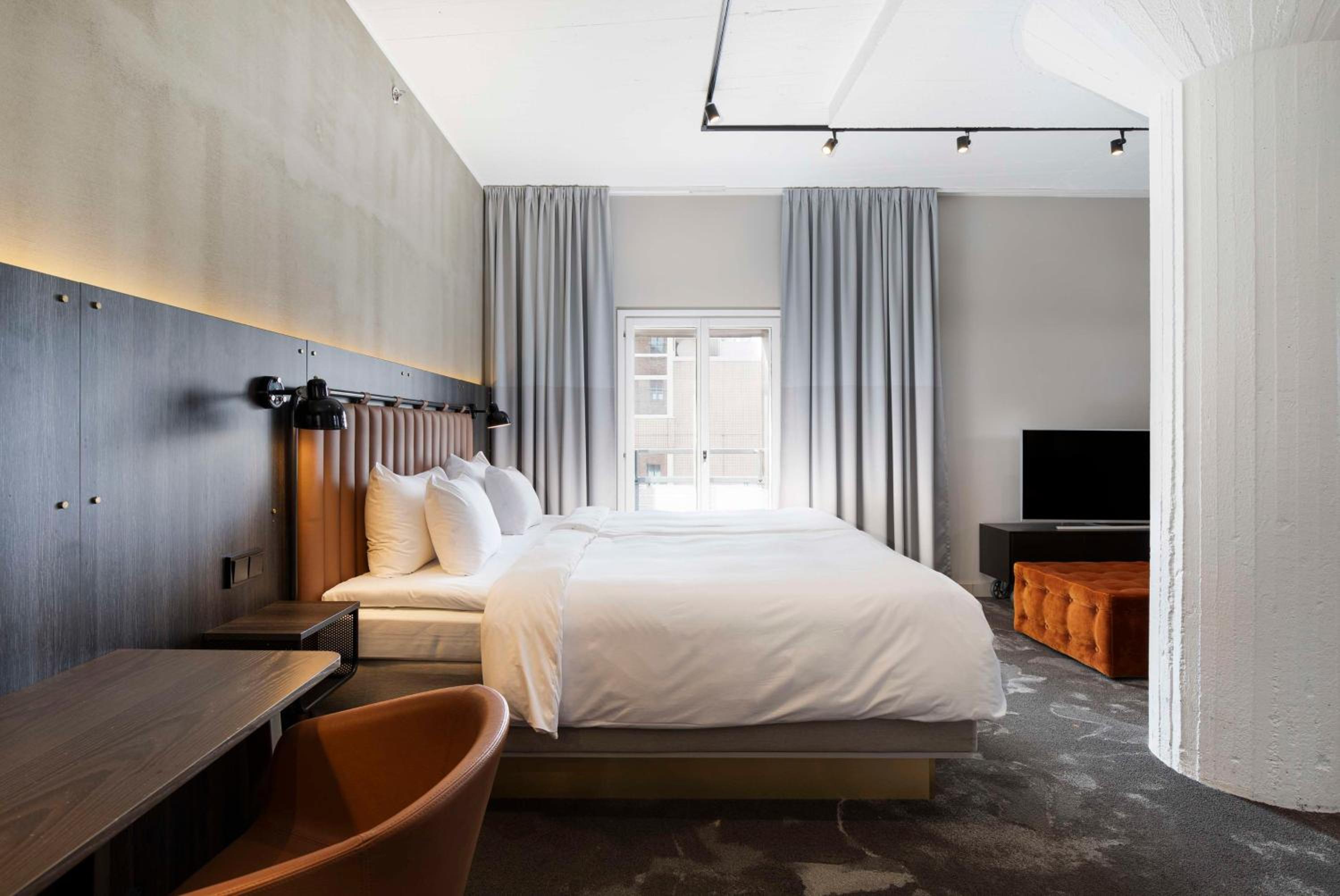 Superior Room - Photo 10