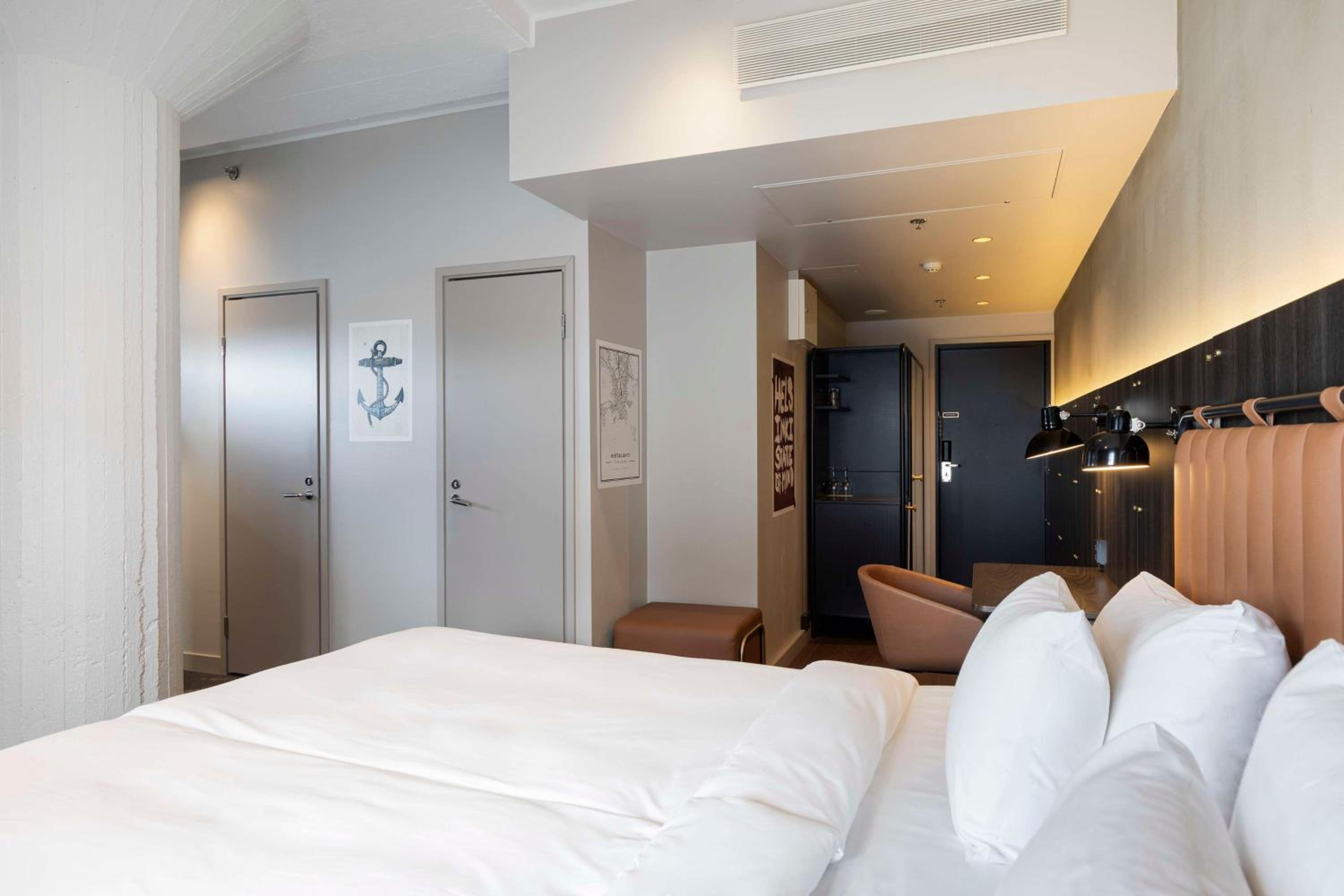 Superior Room - Photo 9