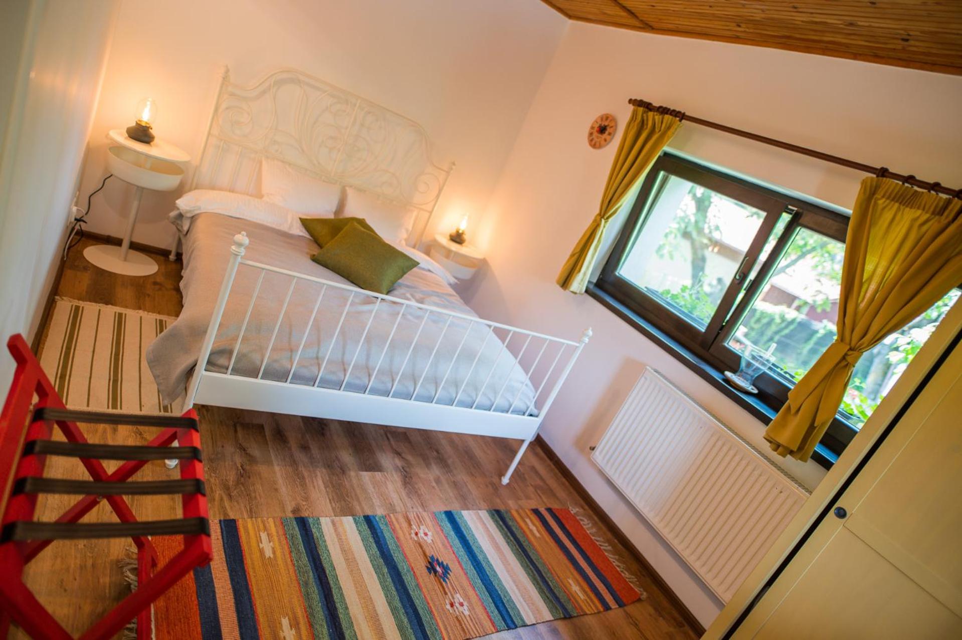 Double Room with Private External Bathroom photo 3