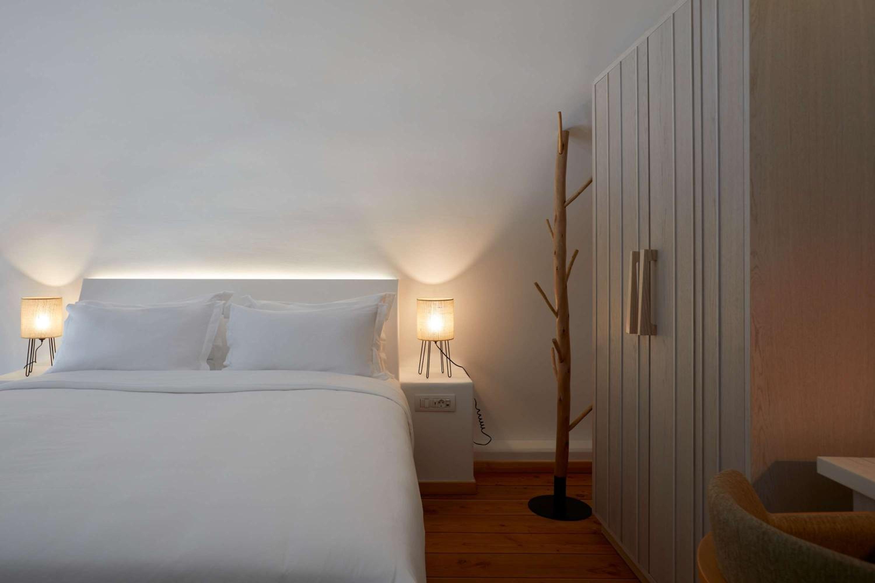 Duplex Suite with One King Bed (Non Smoking) - Photo 13