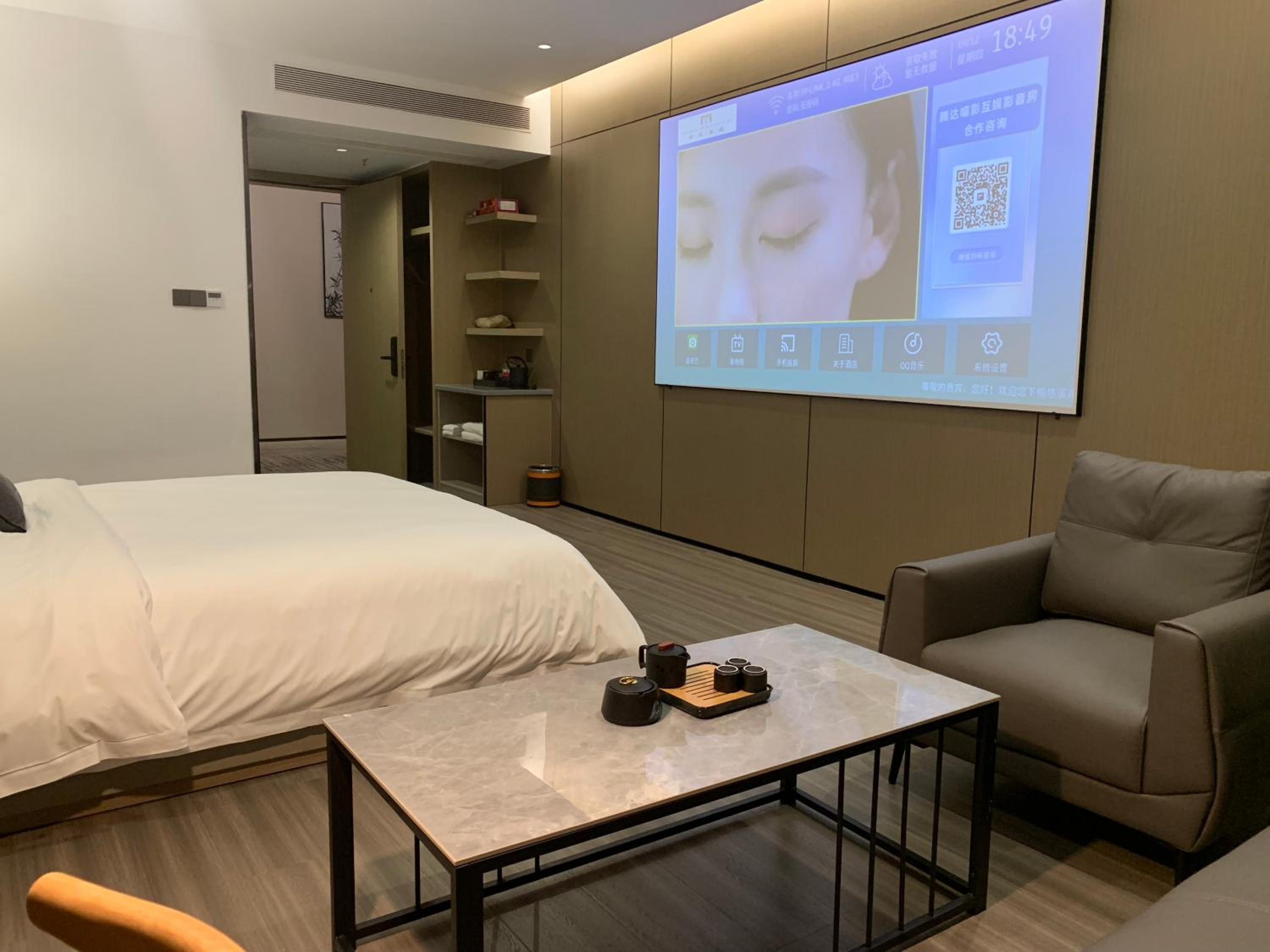 Double Room with Audio photo 2
