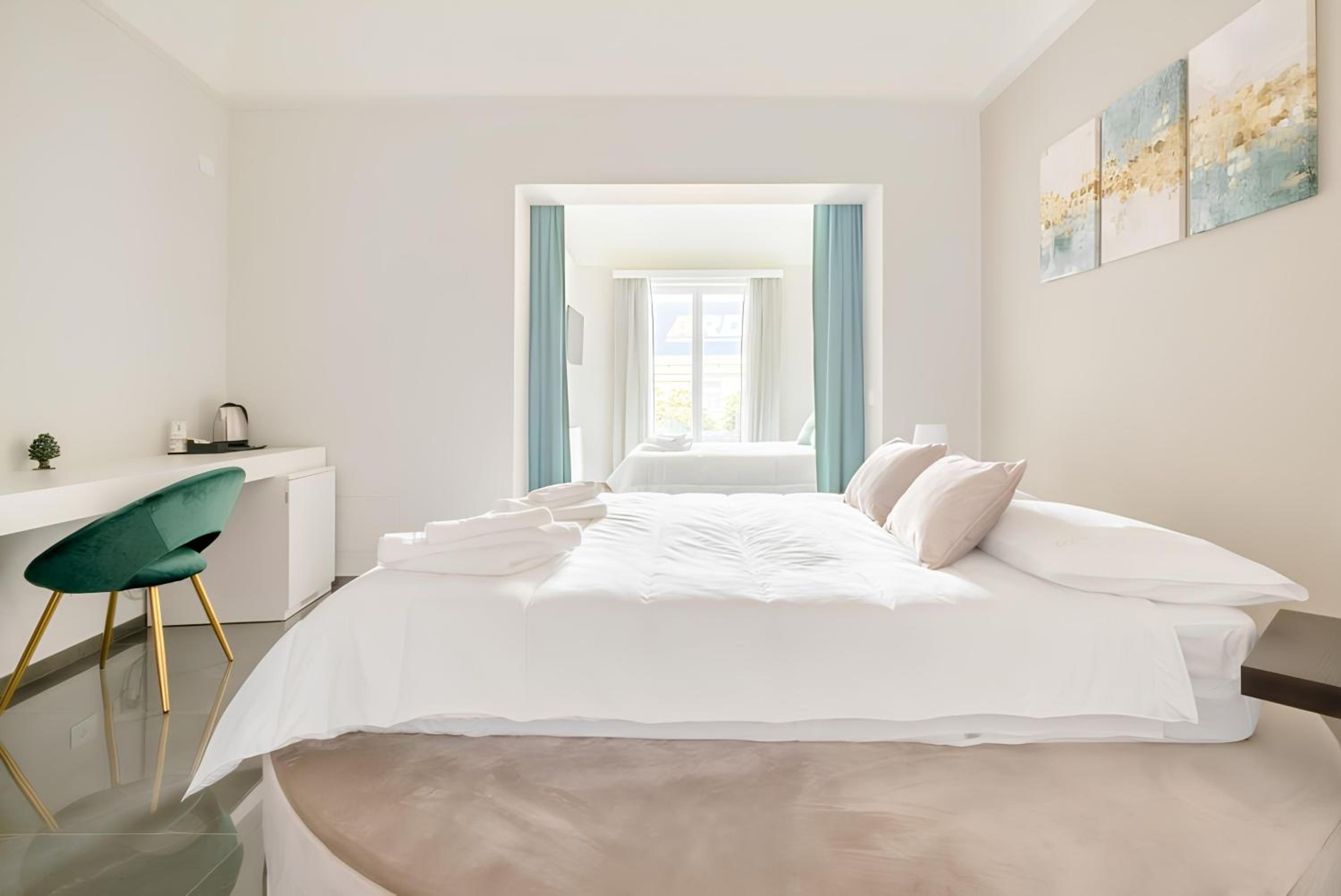 Luxury Quadruple Room