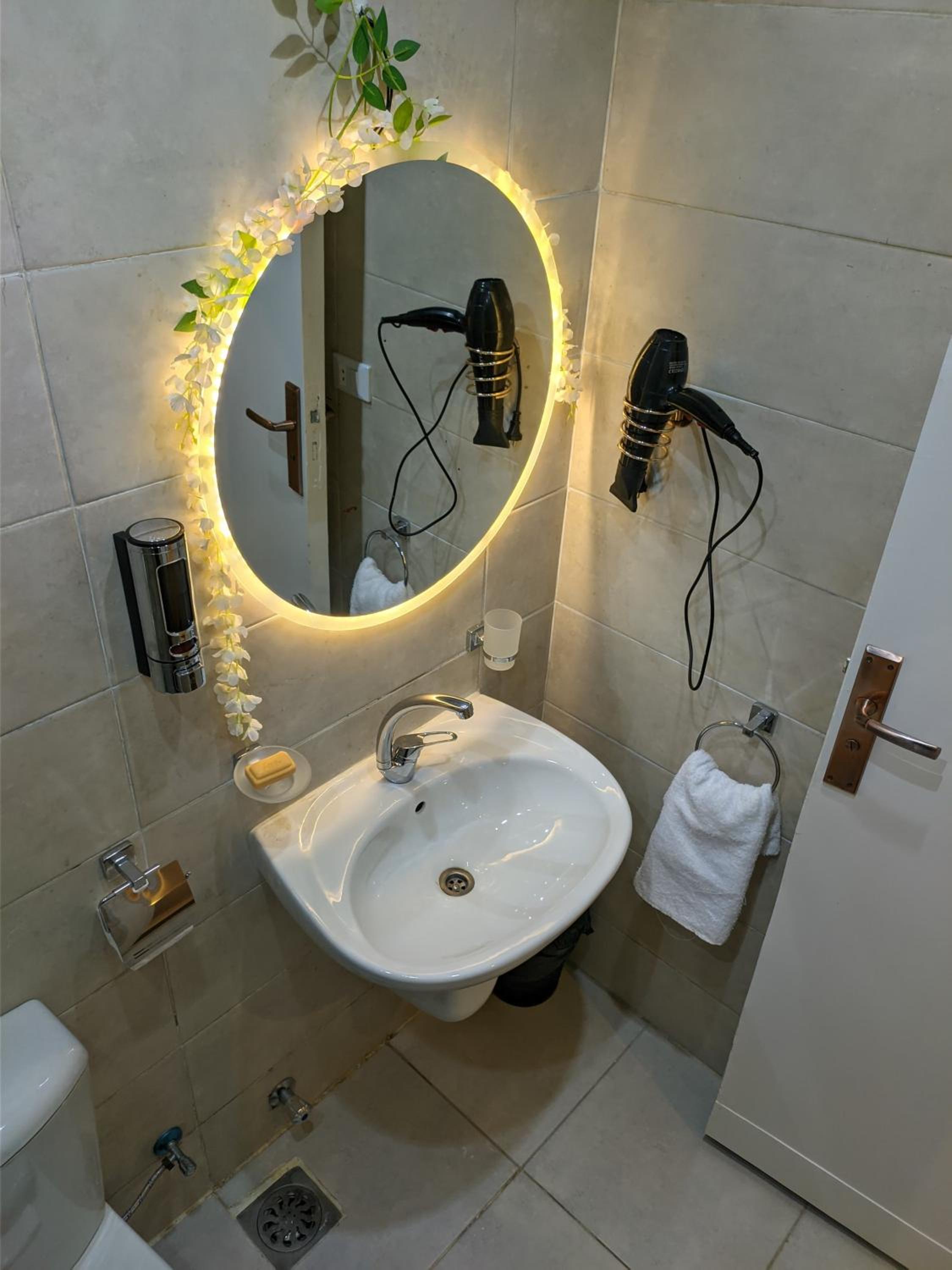 Single Room with Private Bathroom