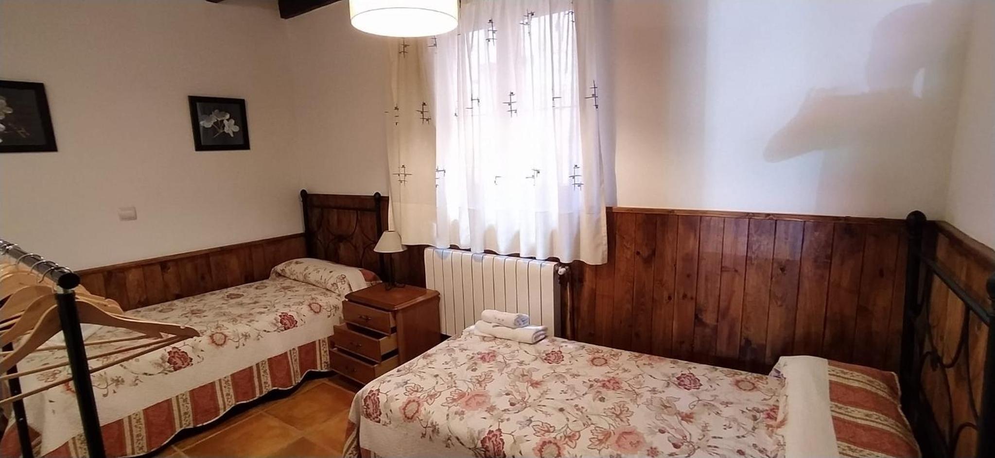 Double or Twin Room - Photo 17