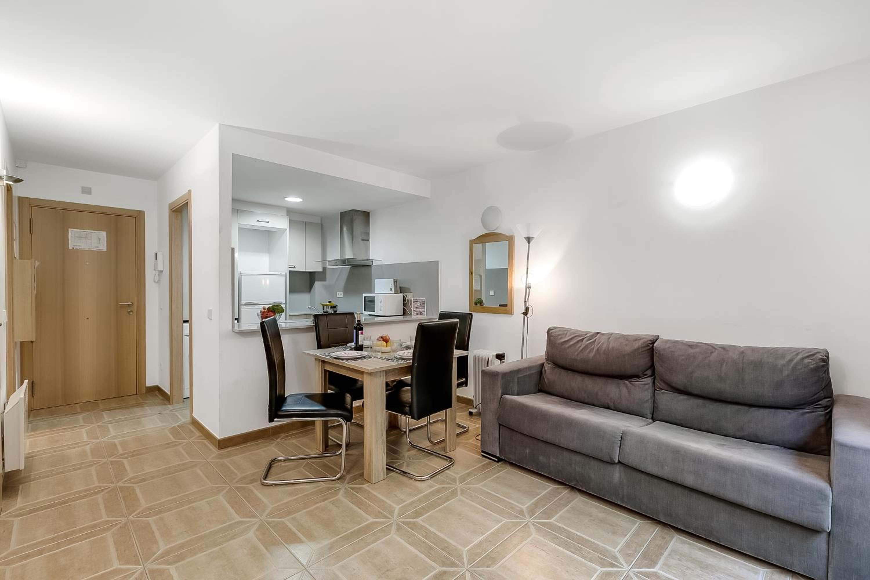 Apartment photo 1