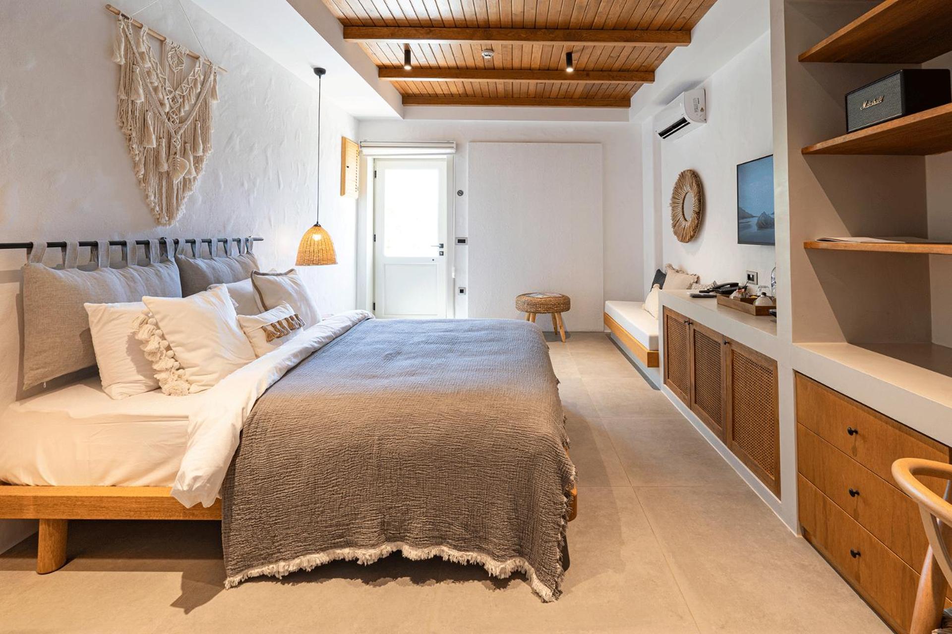Double Room with Patio photo 1