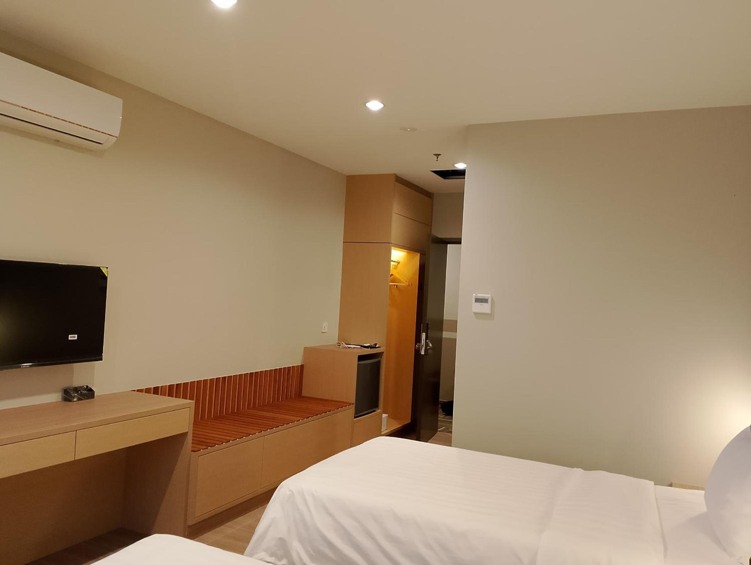 Deluxe Twin Room - Photo 7