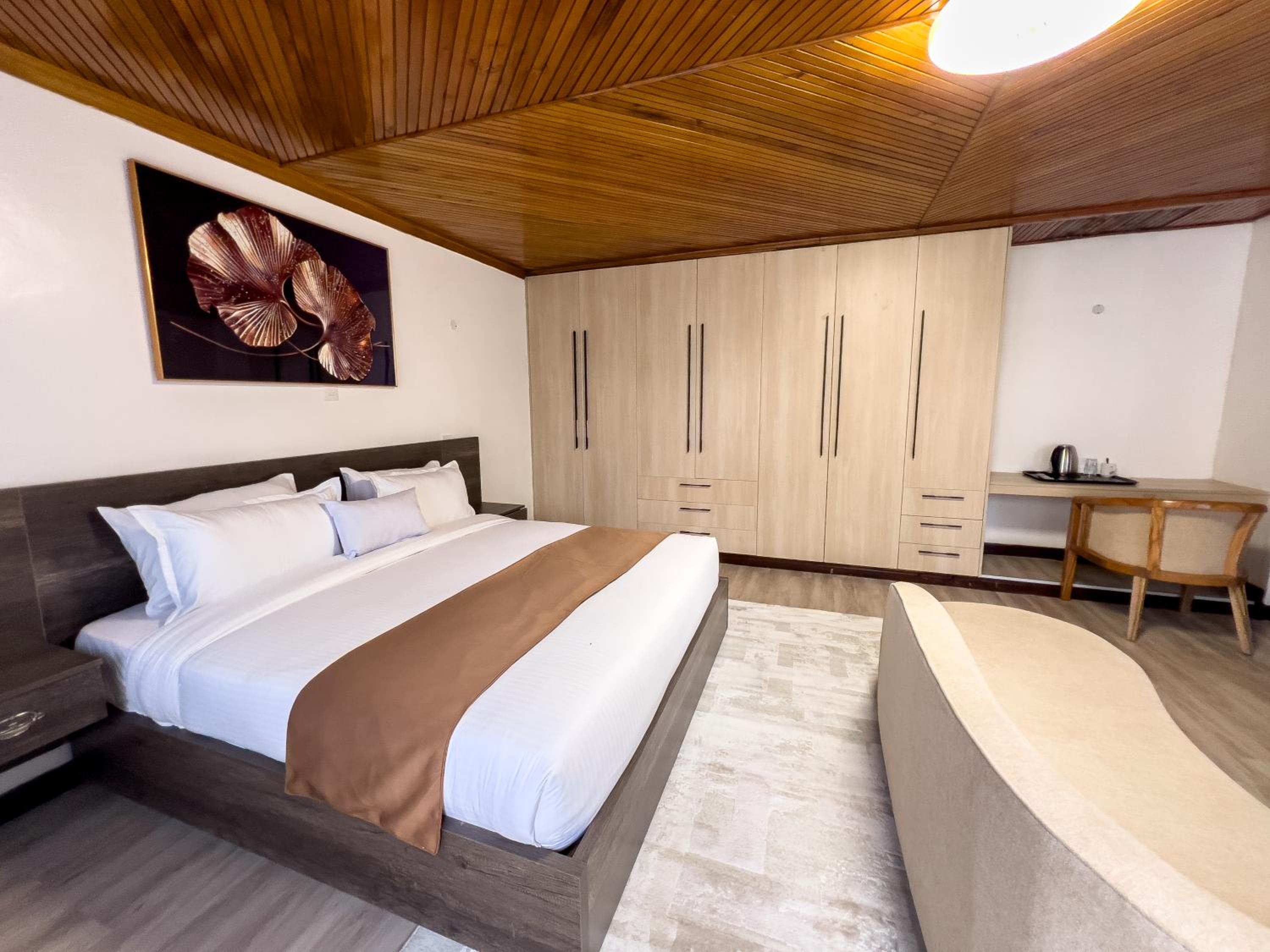 Executive Suite
