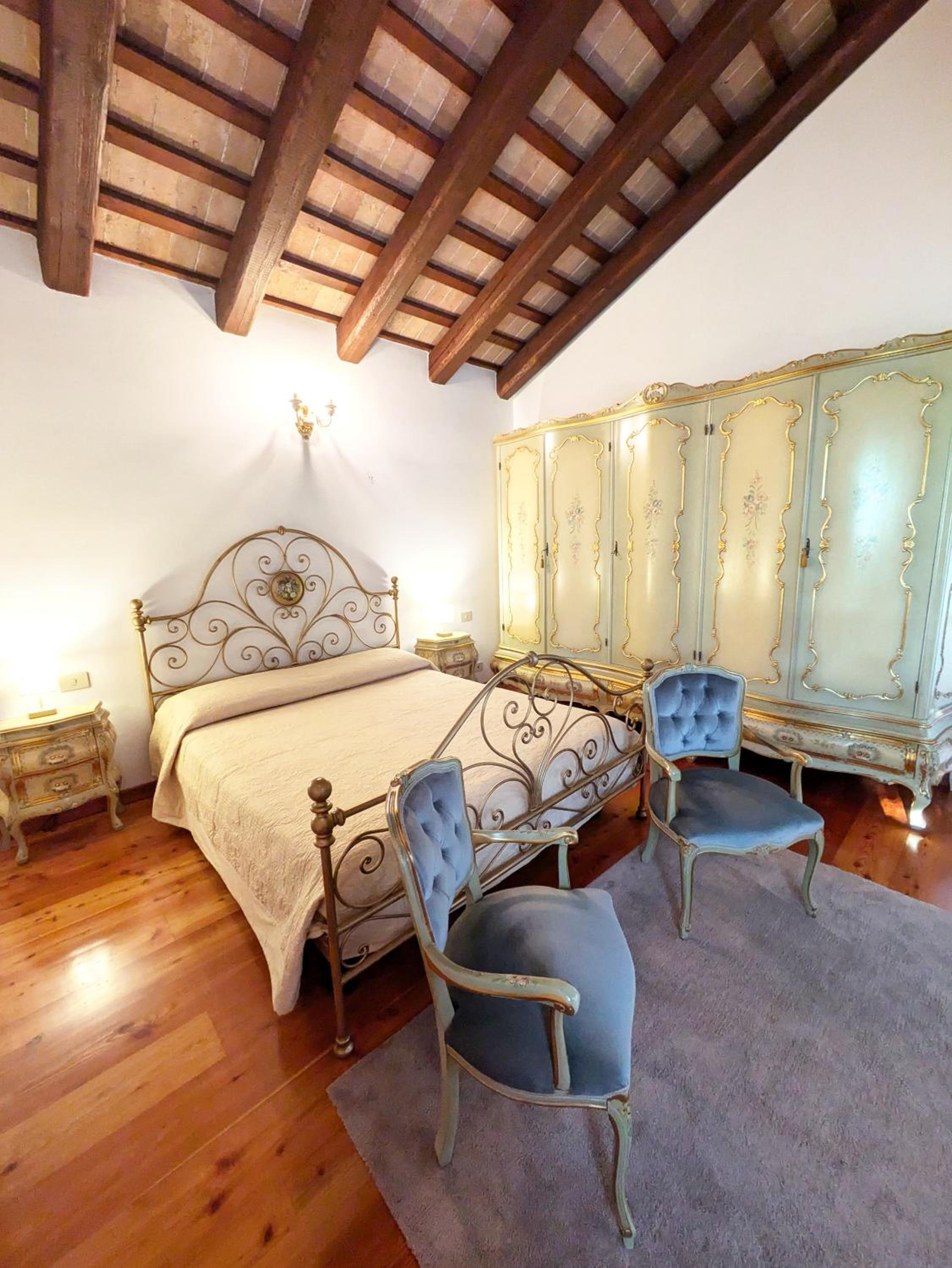 Deluxe Double Room With Extra Bed photo 1
