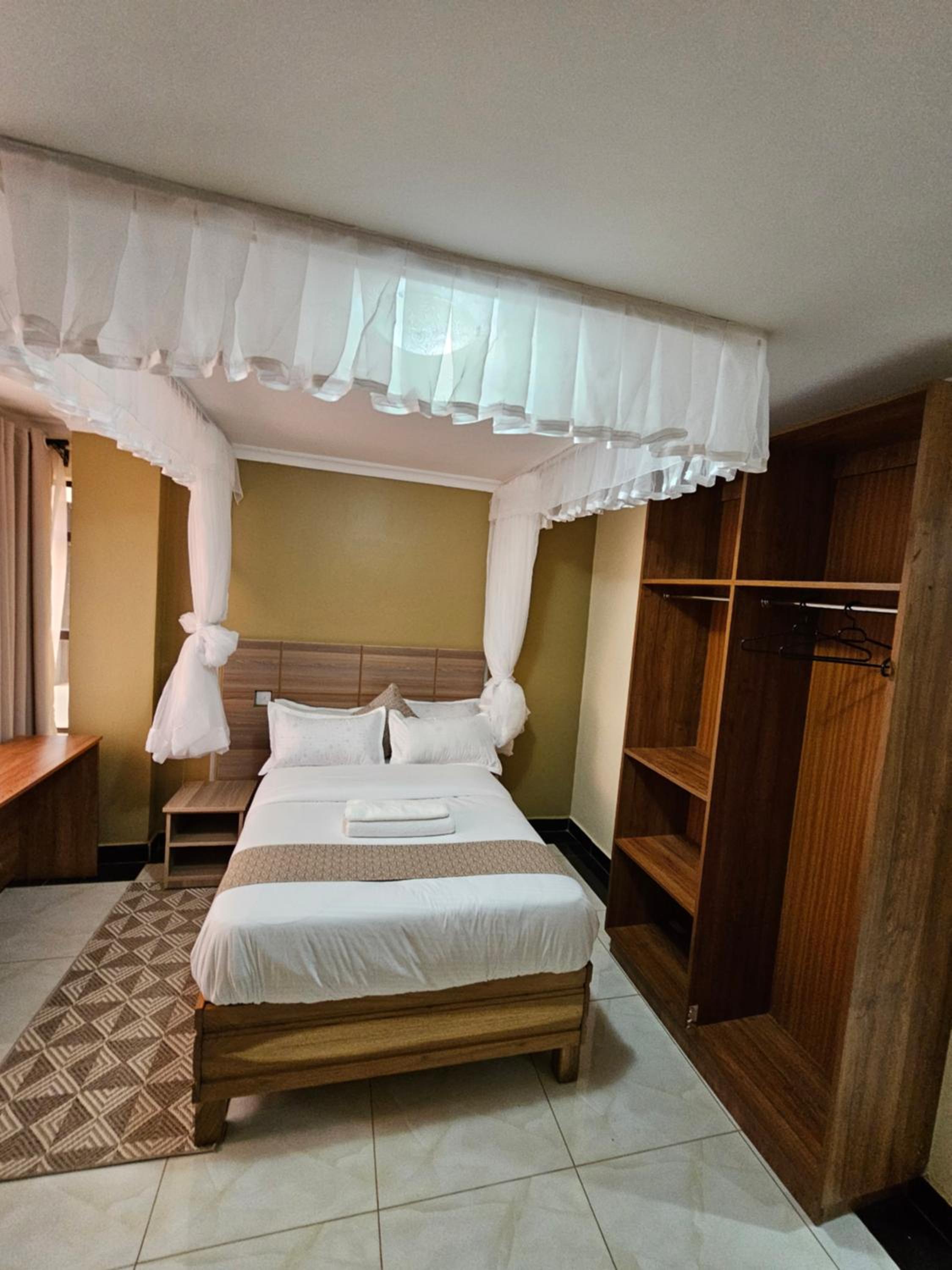 Single Room With Mountain View