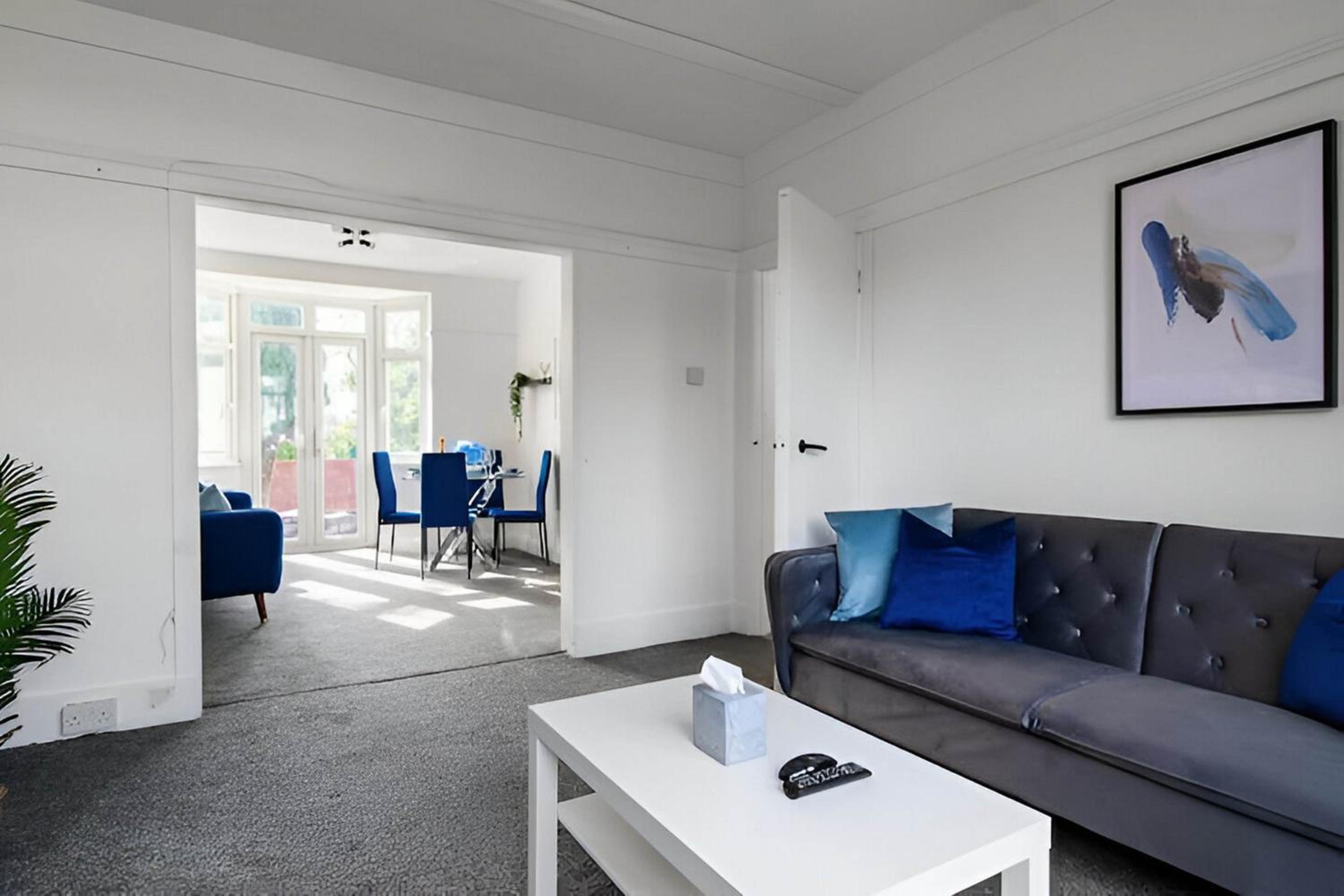 Three-Bedroom House photo 1