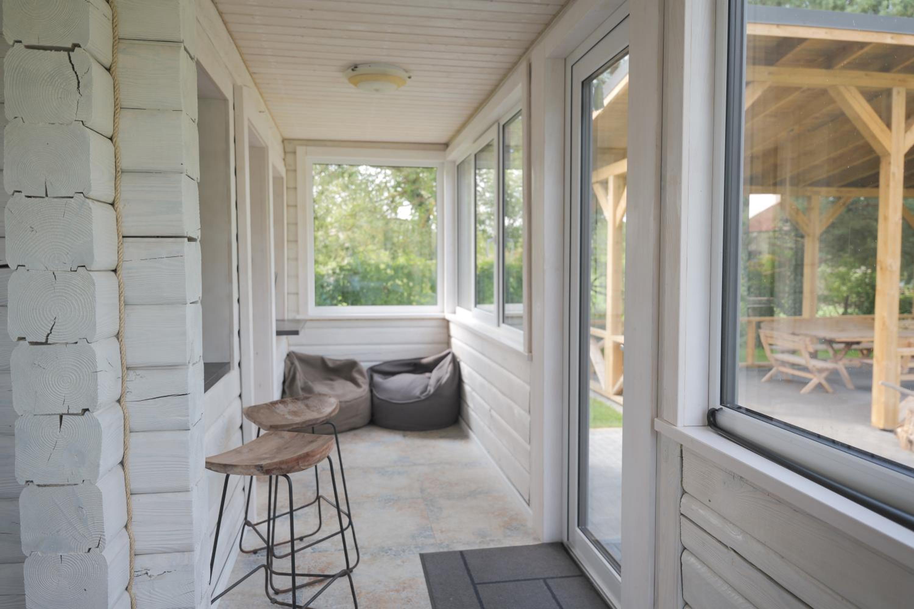 Four-Bedroom Vacation Home photo 2