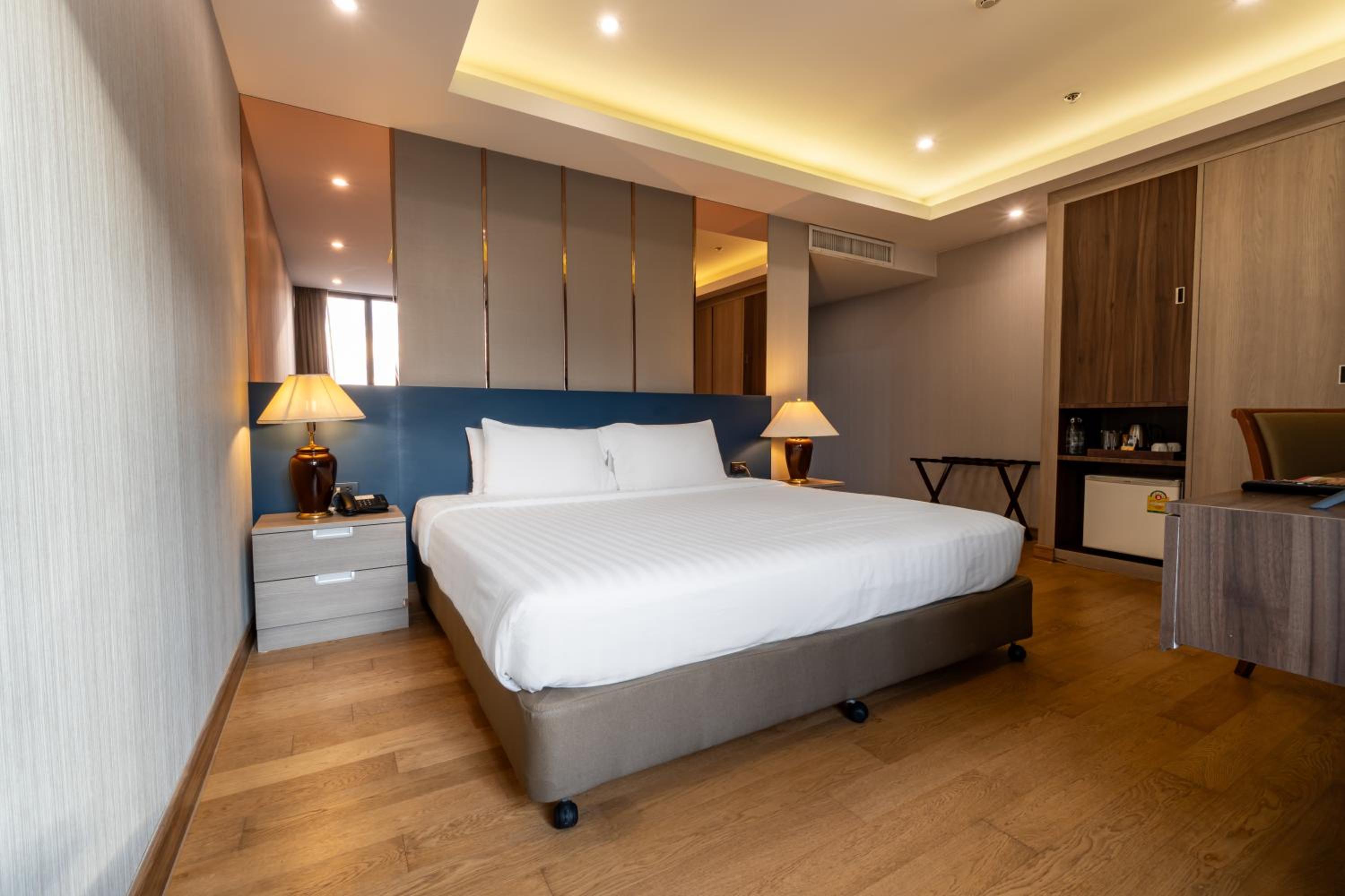  Premier Room photo 2