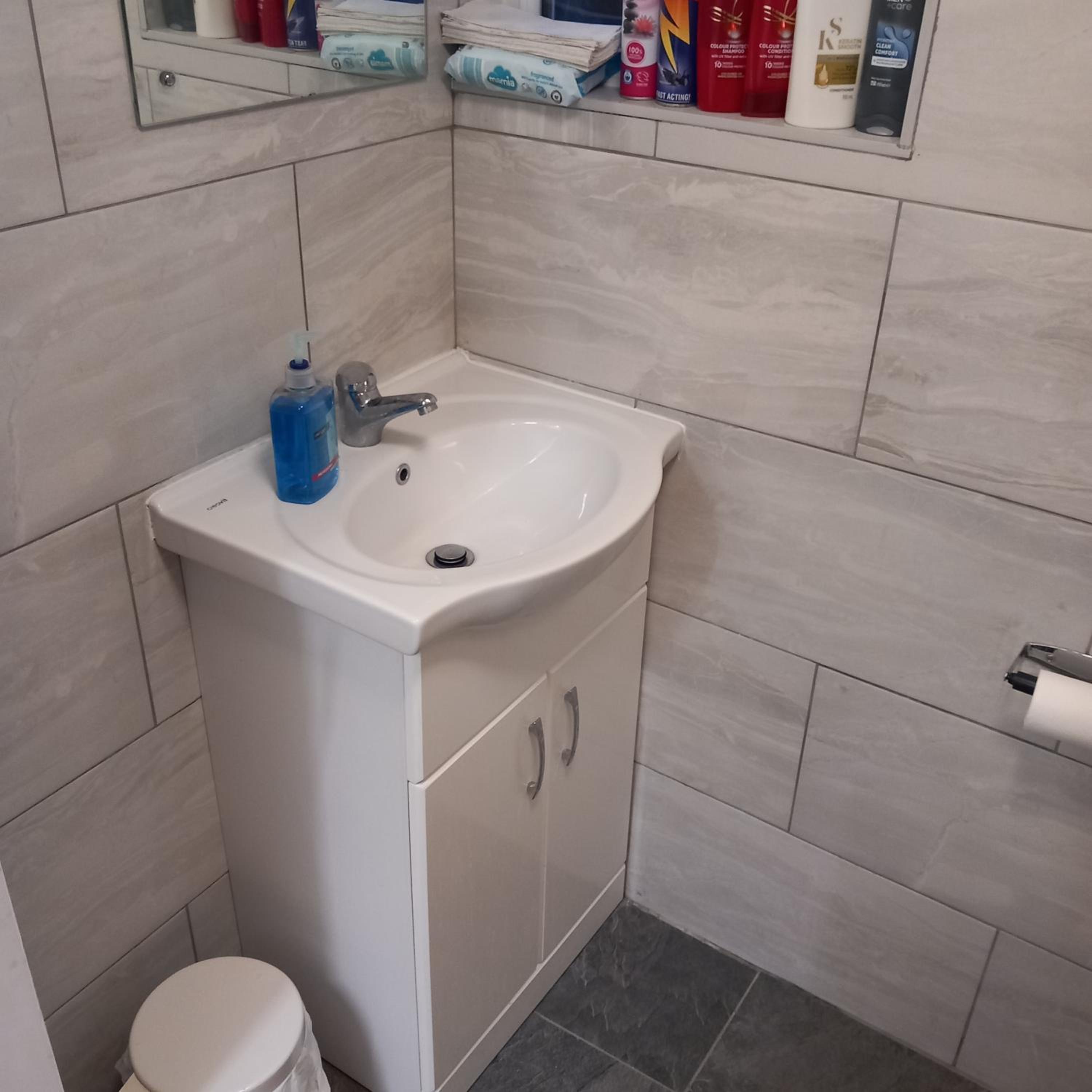 Budget Single Room photo 3