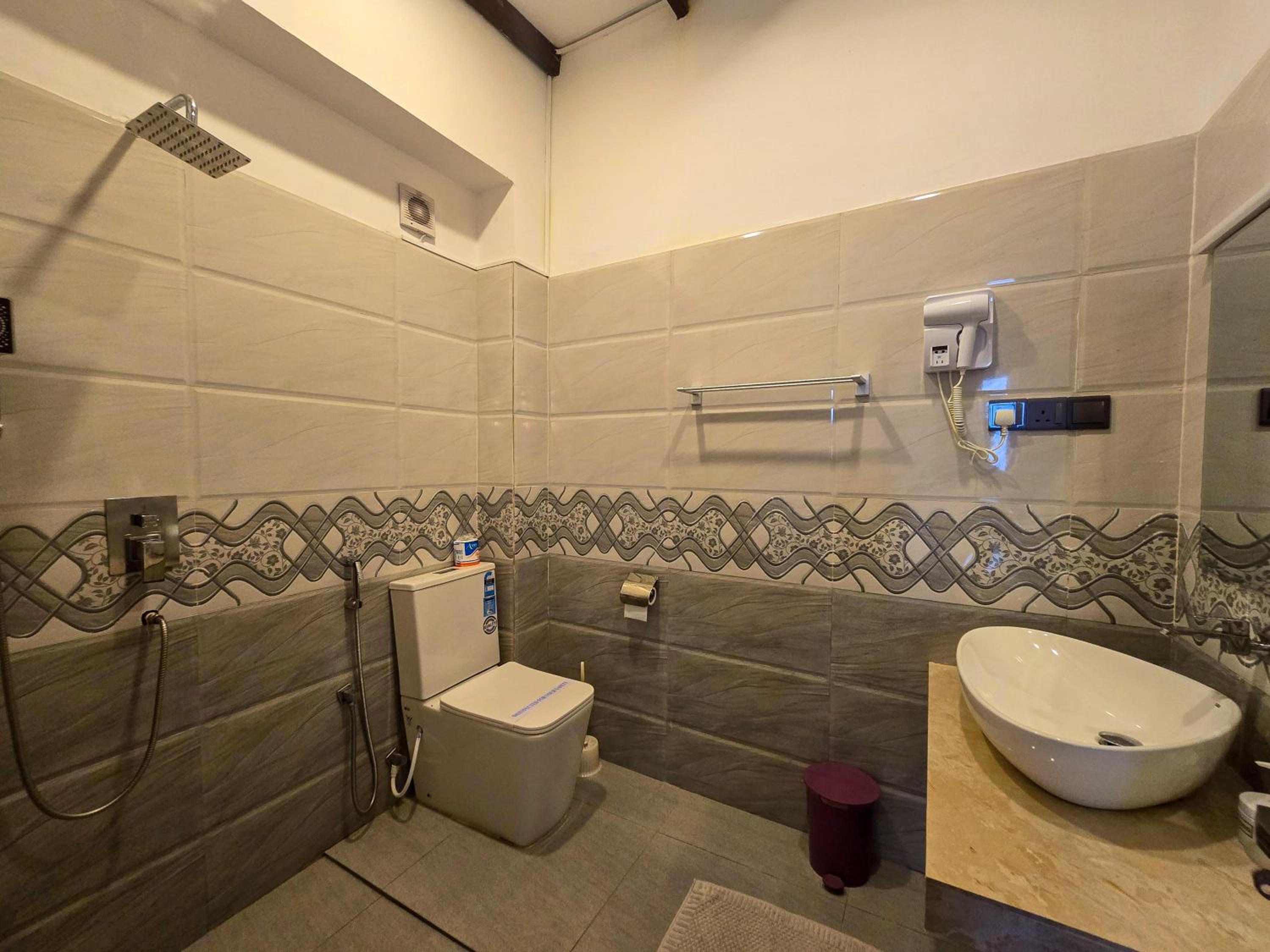 One-Bedroom Apartment with Sea View photo 3