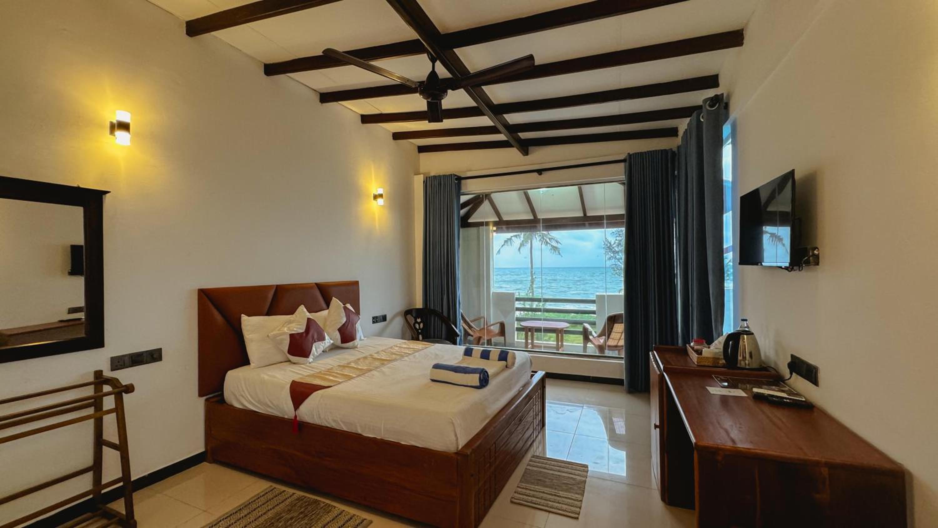 Ein-Zimmer-Apartment mit Meerblick