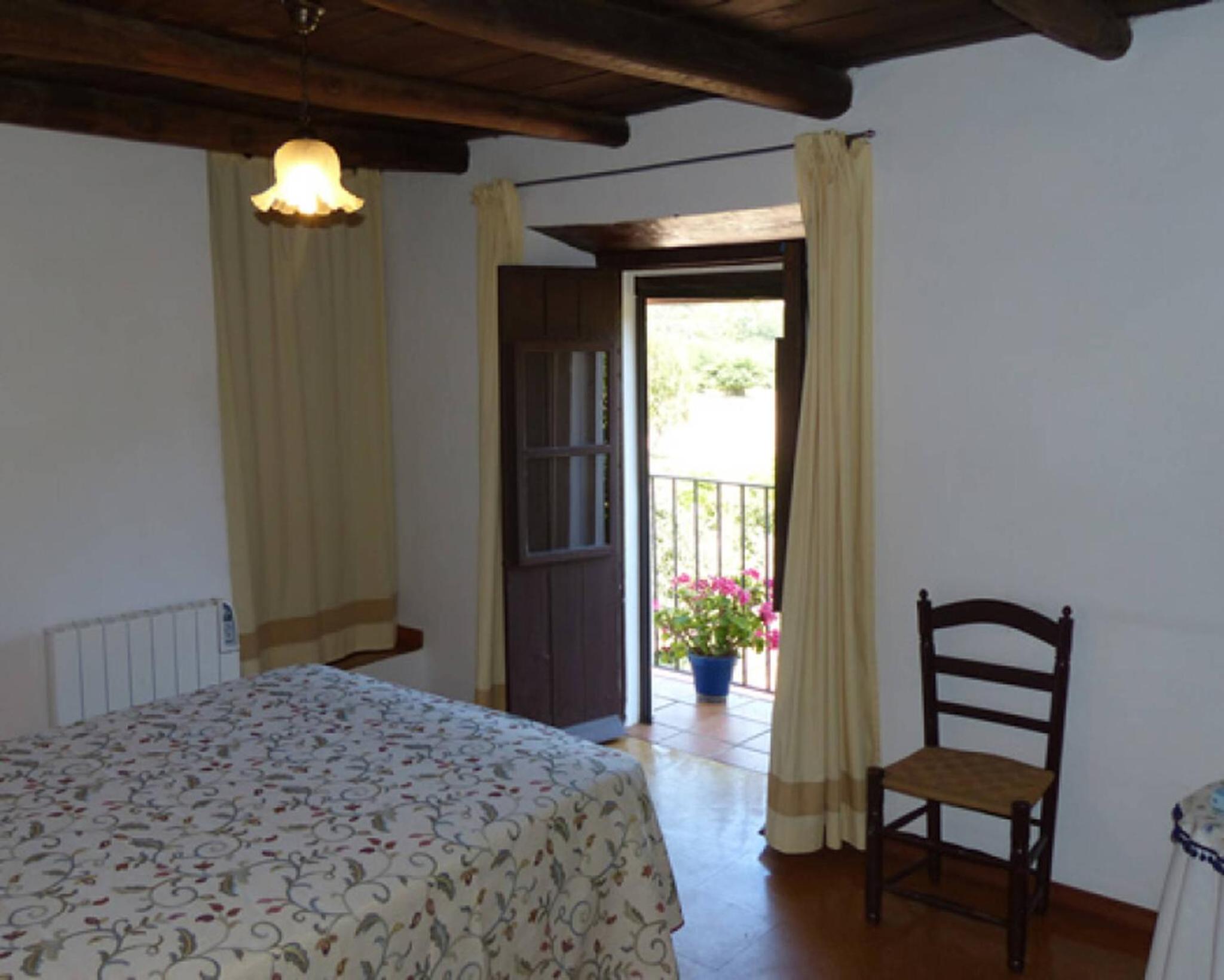Two-Bedroom Deluxe Apartment with Balcony photo 2