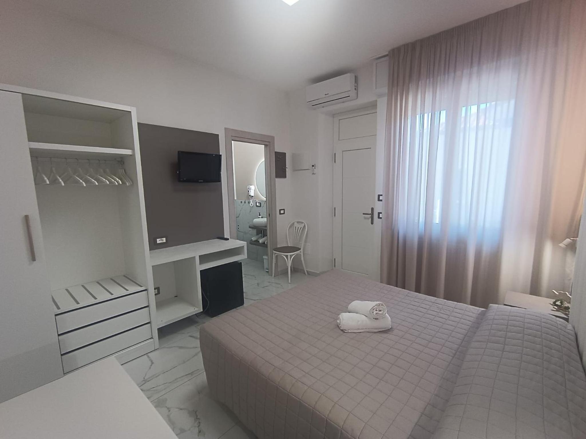 Superior Double or Twin Room photo 3