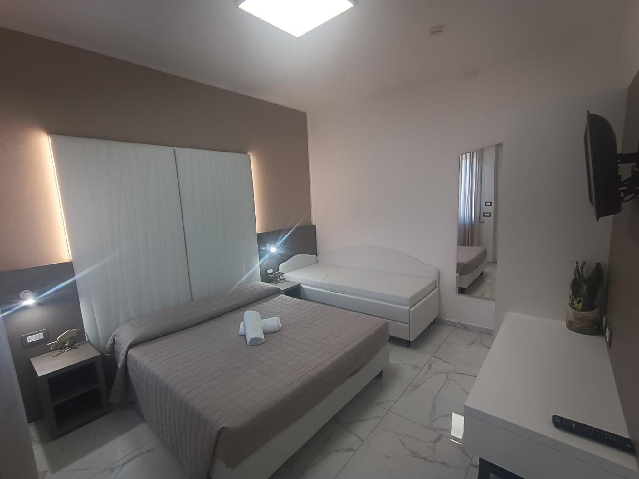 Superior Quadruple Room photo 2