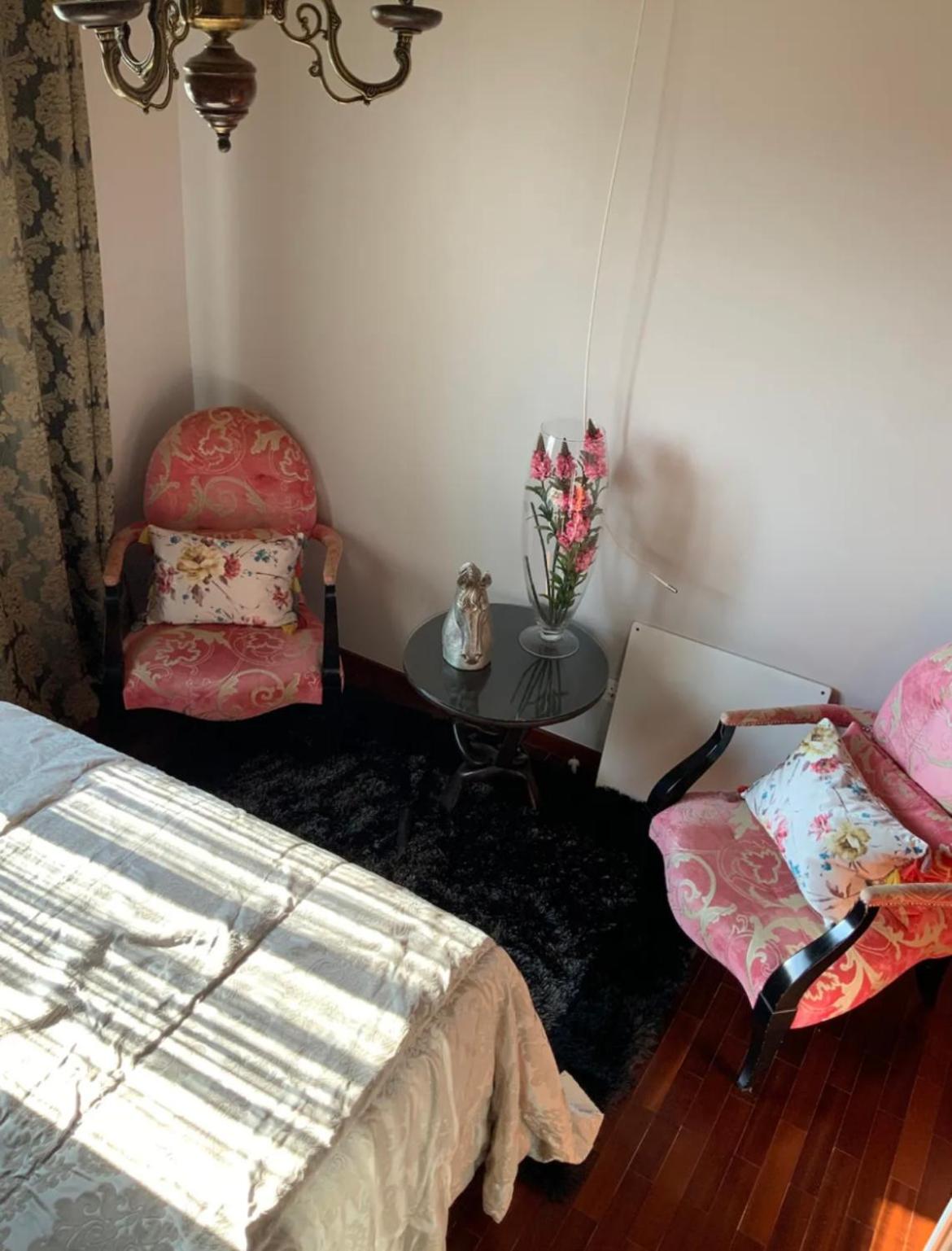 Double Room with Shared Bathroom photo 1